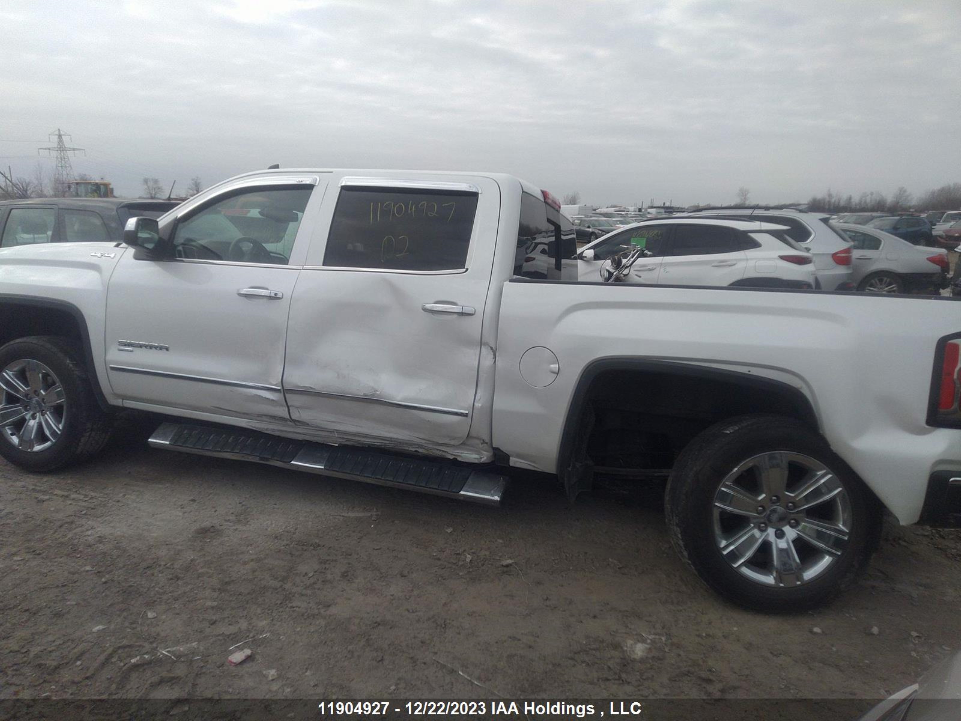 Photo 5 VIN: 3GTU2NER8JG263219 - GMC SIERRA 