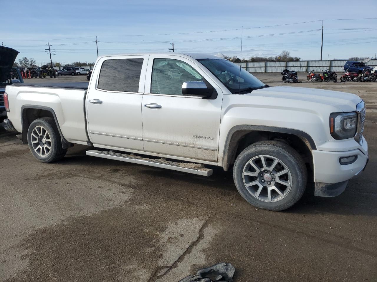 Photo 3 VIN: 3GTU2PEC3HG347675 - GMC SIERRA 