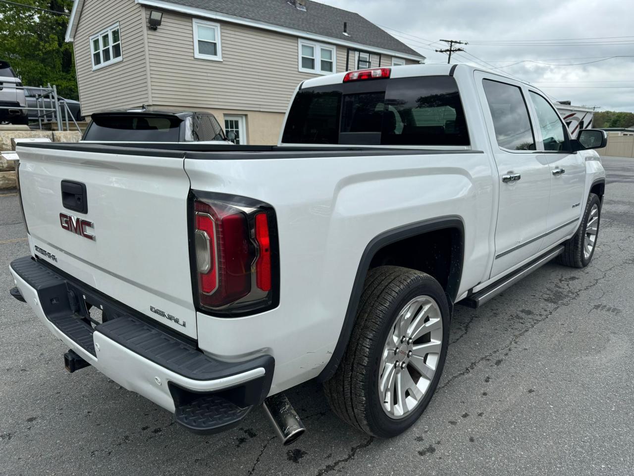 Photo 3 VIN: 3GTU2PEC8HG108395 - GMC SIERRA 