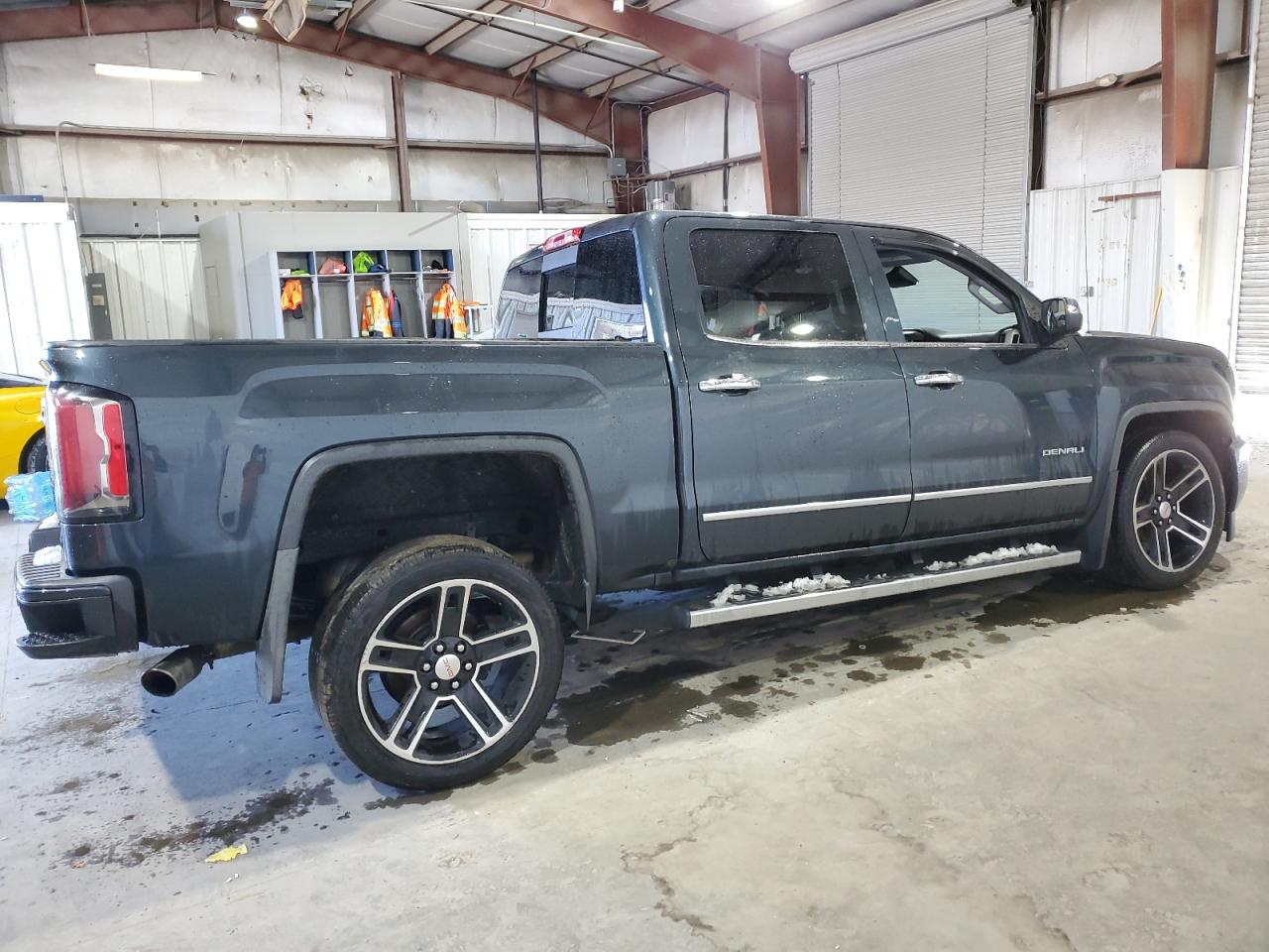 Photo 2 VIN: 3GTU2PEC8HG515553 - GMC SIERRA 