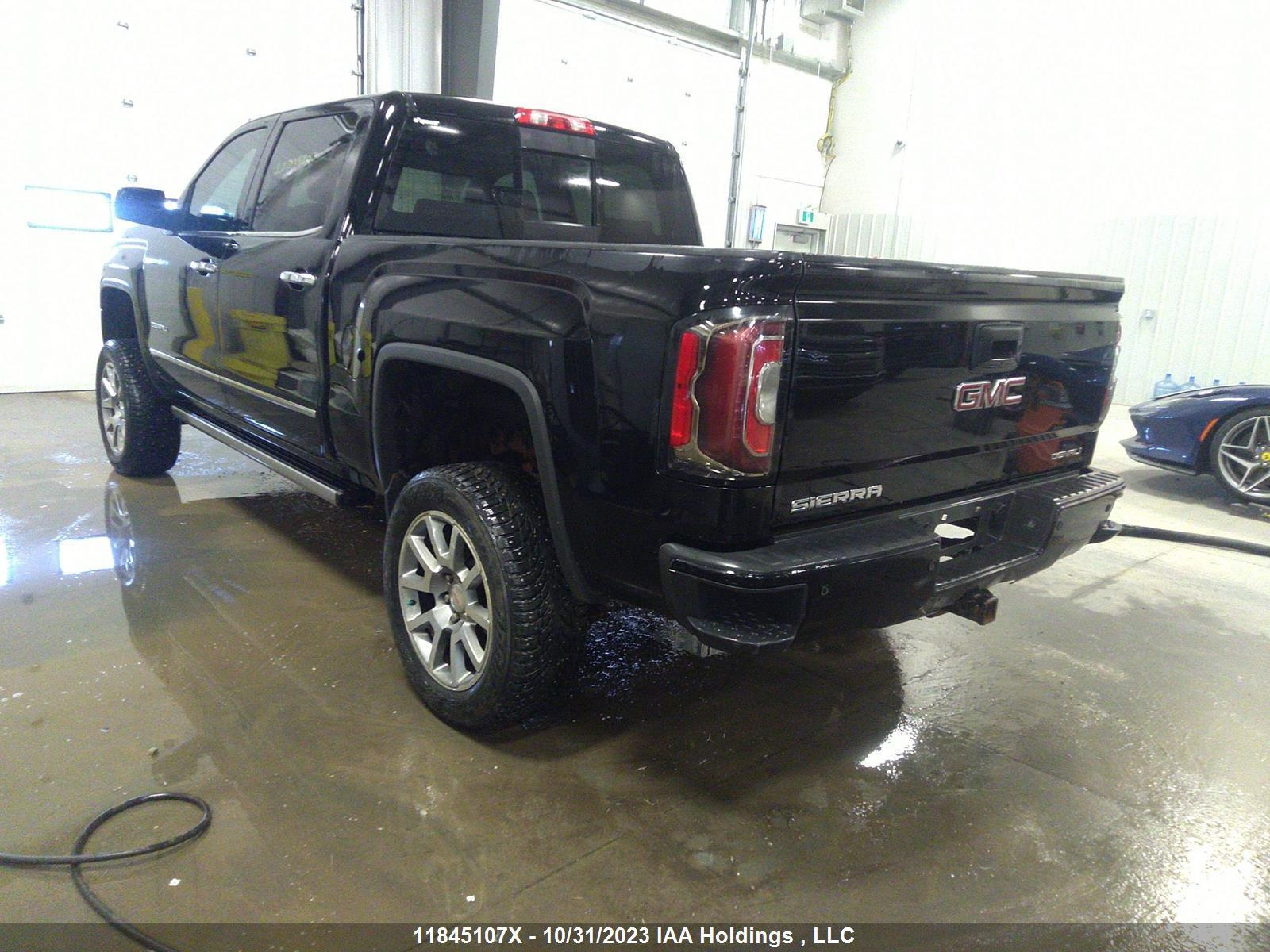 Photo 2 VIN: 3GTU2PEC9GG132428 - GMC SIERRA 