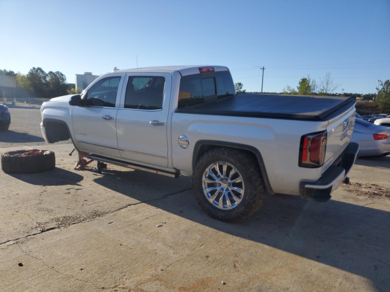 Photo 1 VIN: 3GTU2PEJ1JG511980 - GMC SIERRA 