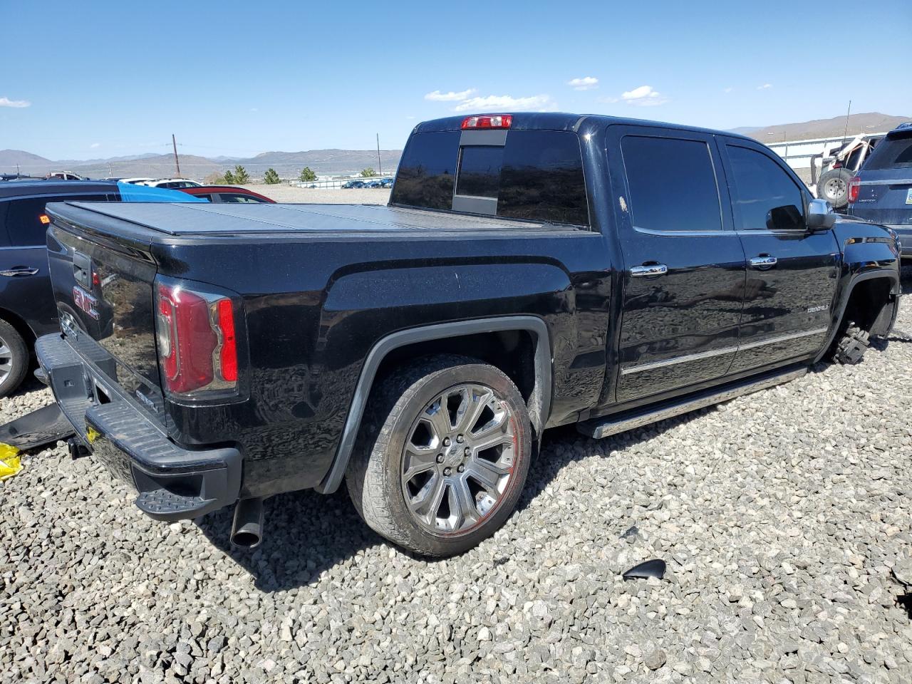 Photo 2 VIN: 3GTU2PEJ7HG517471 - GMC SIERRA 