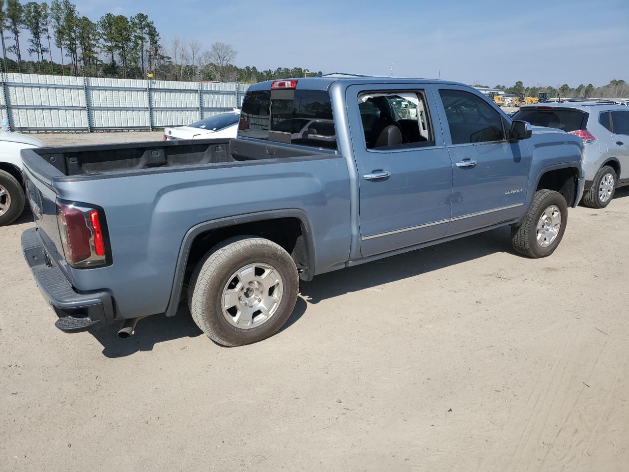 Photo 2 VIN: 3GTU2PEJ8GG105316 - GMC SIERRA 