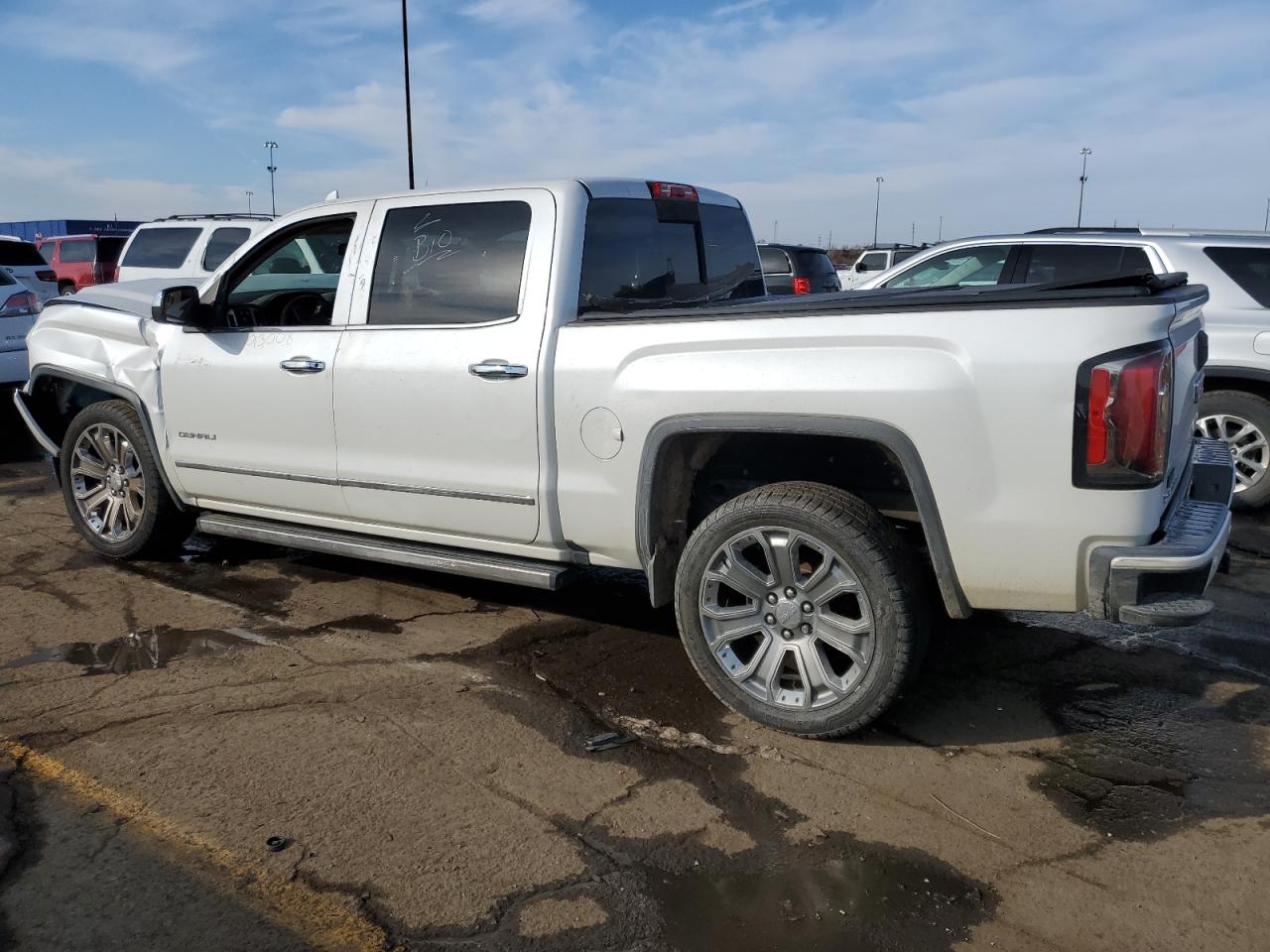 Photo 1 VIN: 3GTU2PEJXHG111586 - GMC SIERRA 