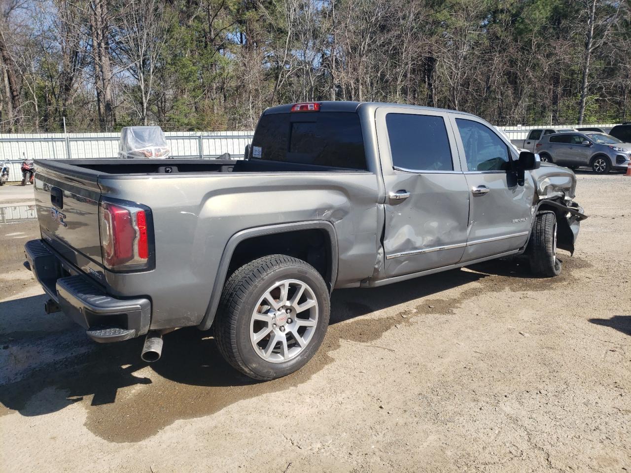 Photo 2 VIN: 3GTU2PEJXHG347588 - GMC SIERRA 