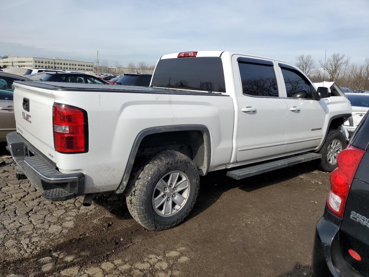 Photo 2 VIN: 3GTU2UEC0EG108630 - GMC SIERRA 