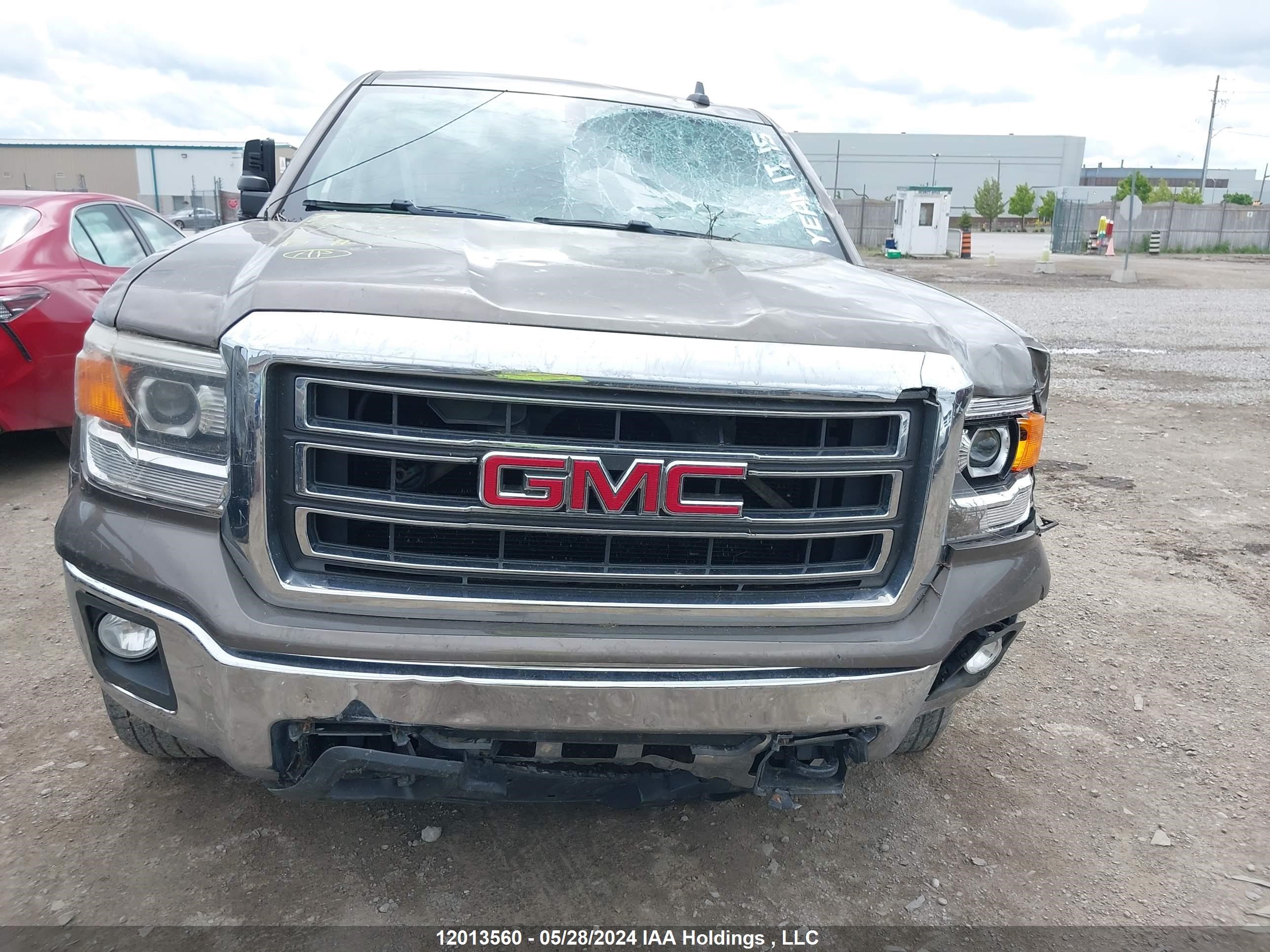 Photo 10 VIN: 3GTU2UEC0FG111786 - GMC SIERRA 