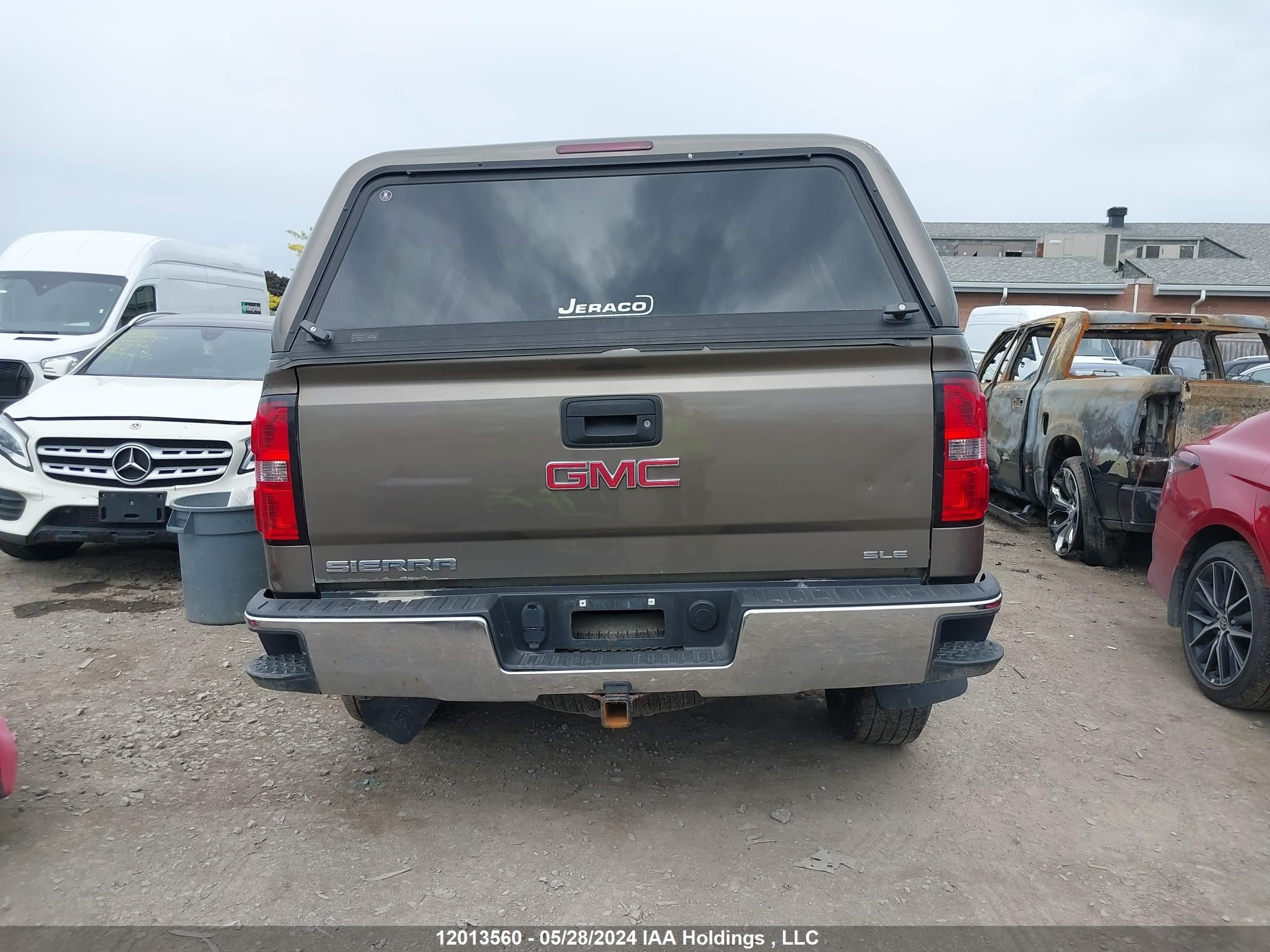 Photo 14 VIN: 3GTU2UEC0FG111786 - GMC SIERRA 