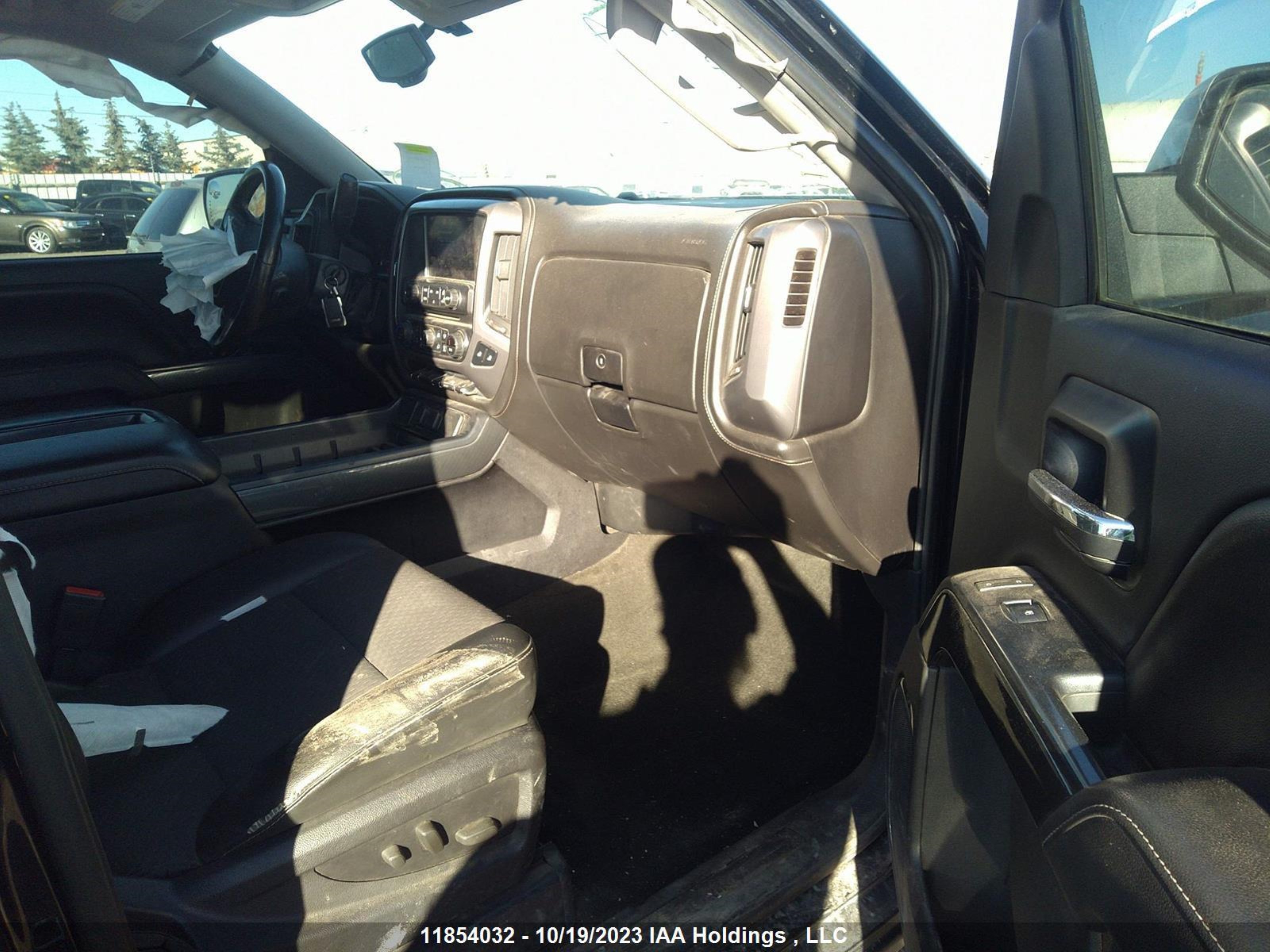 Photo 4 VIN: 3GTU2UEC0FG115448 - GMC SIERRA 