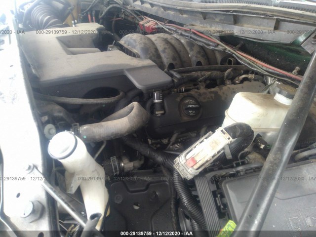 Photo 9 VIN: 3GTU2UEC0FG282862 - GMC SIERRA 1500 