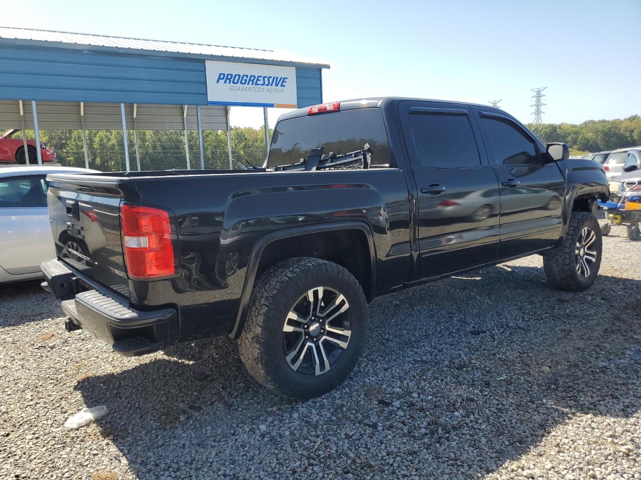 Photo 2 VIN: 3GTU2UEC1FG340039 - GMC SIERRA 