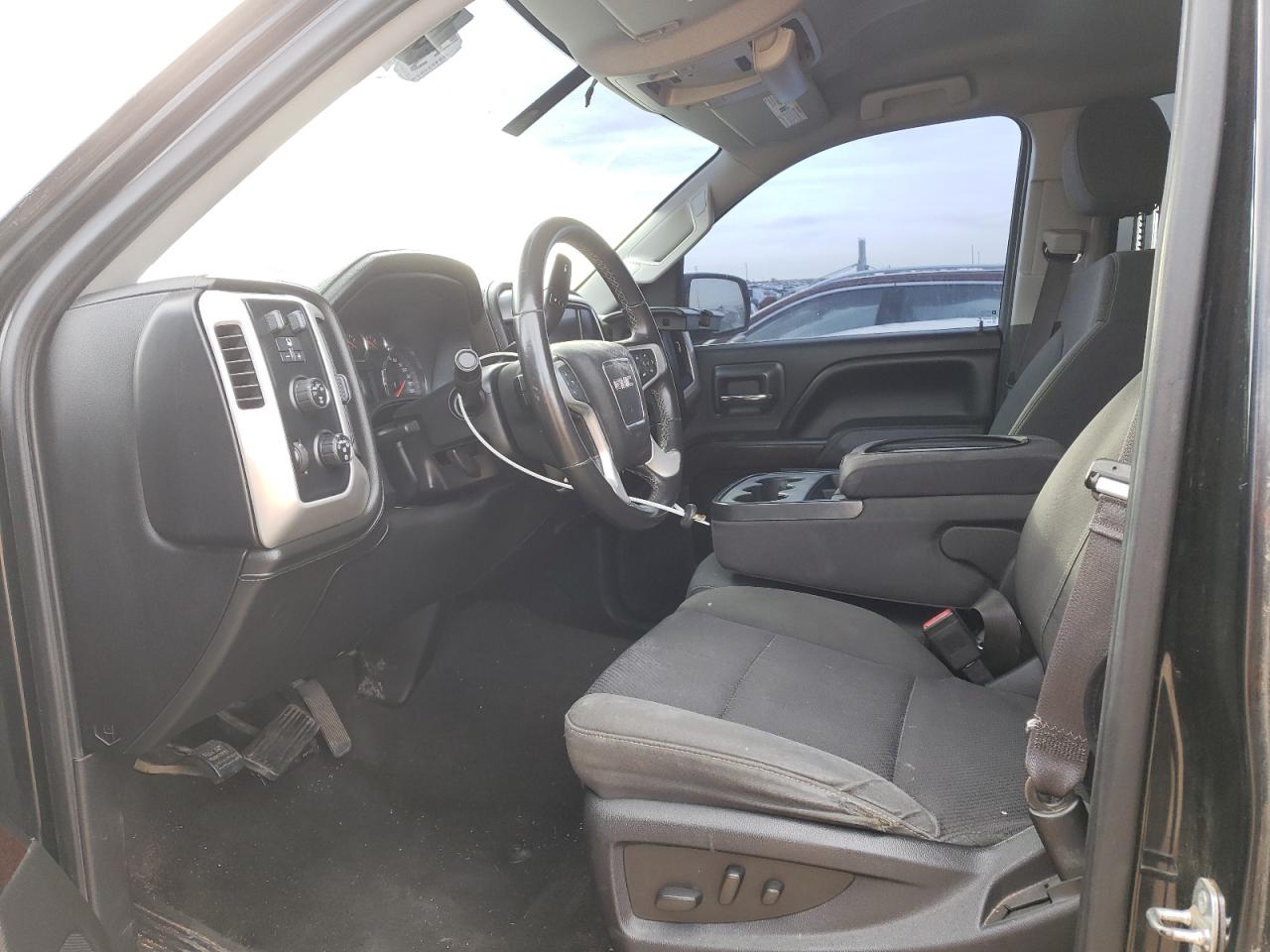 Photo 6 VIN: 3GTU2UEC1FG387099 - GMC SIERRA 