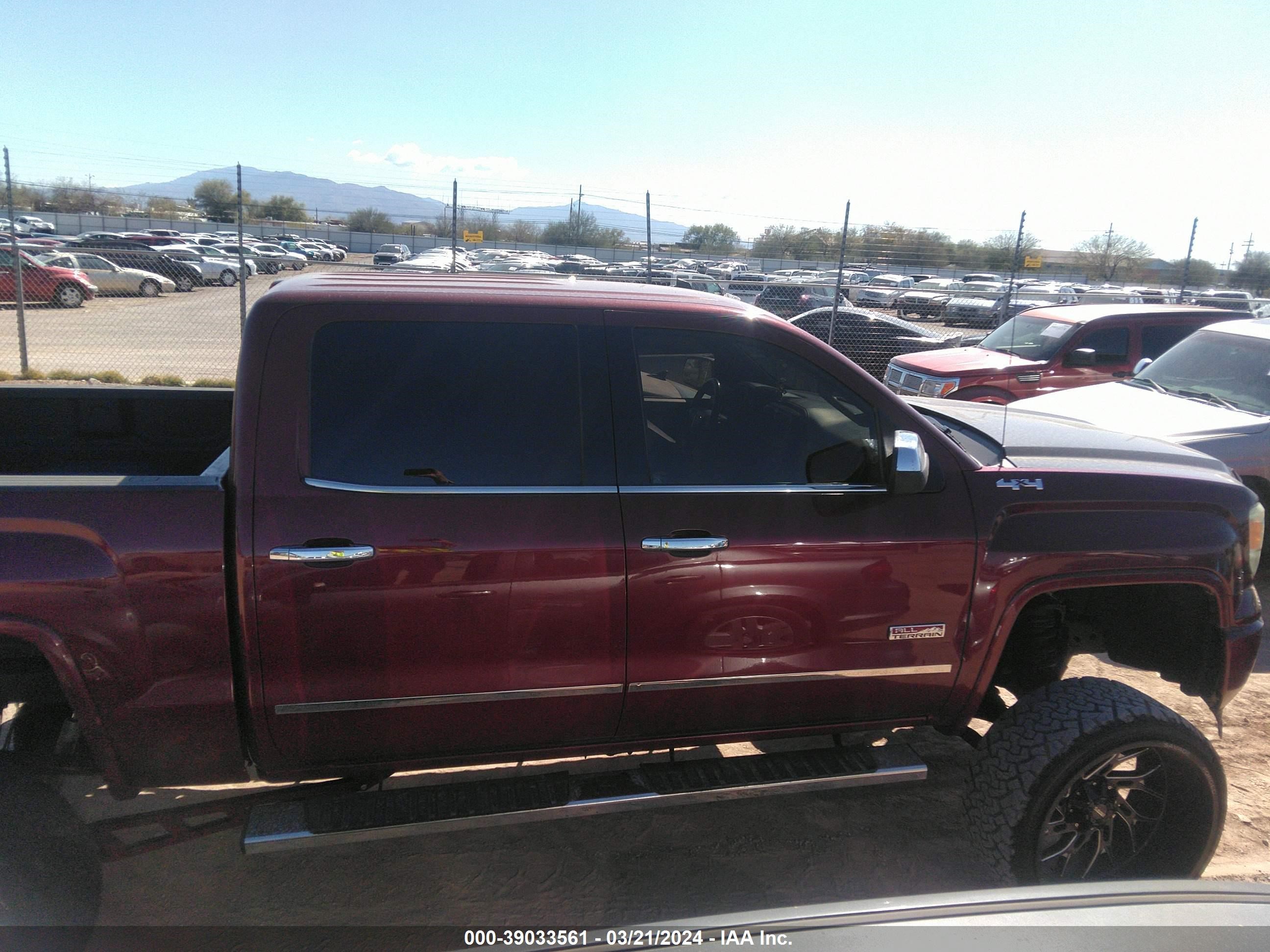 Photo 12 VIN: 3GTU2UEC2EG153634 - GMC SIERRA 