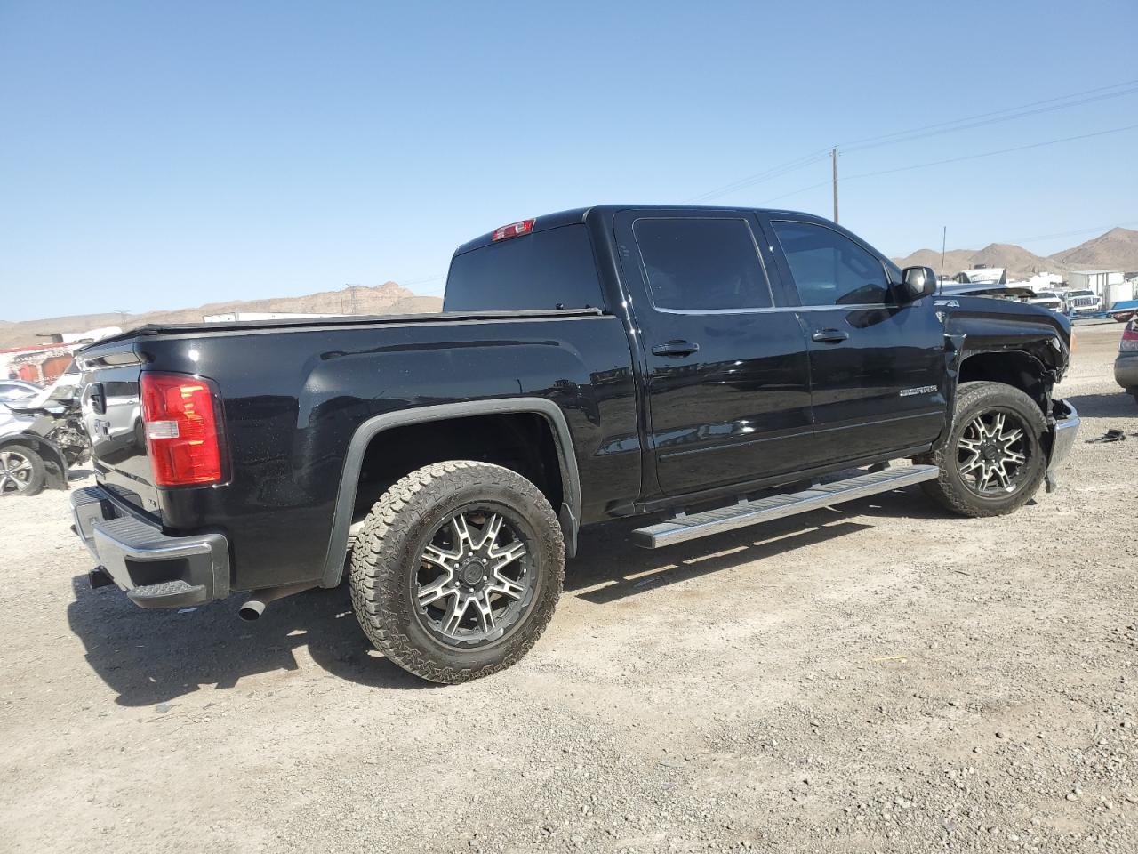 Photo 2 VIN: 3GTU2UEC3EG312709 - GMC SIERRA 