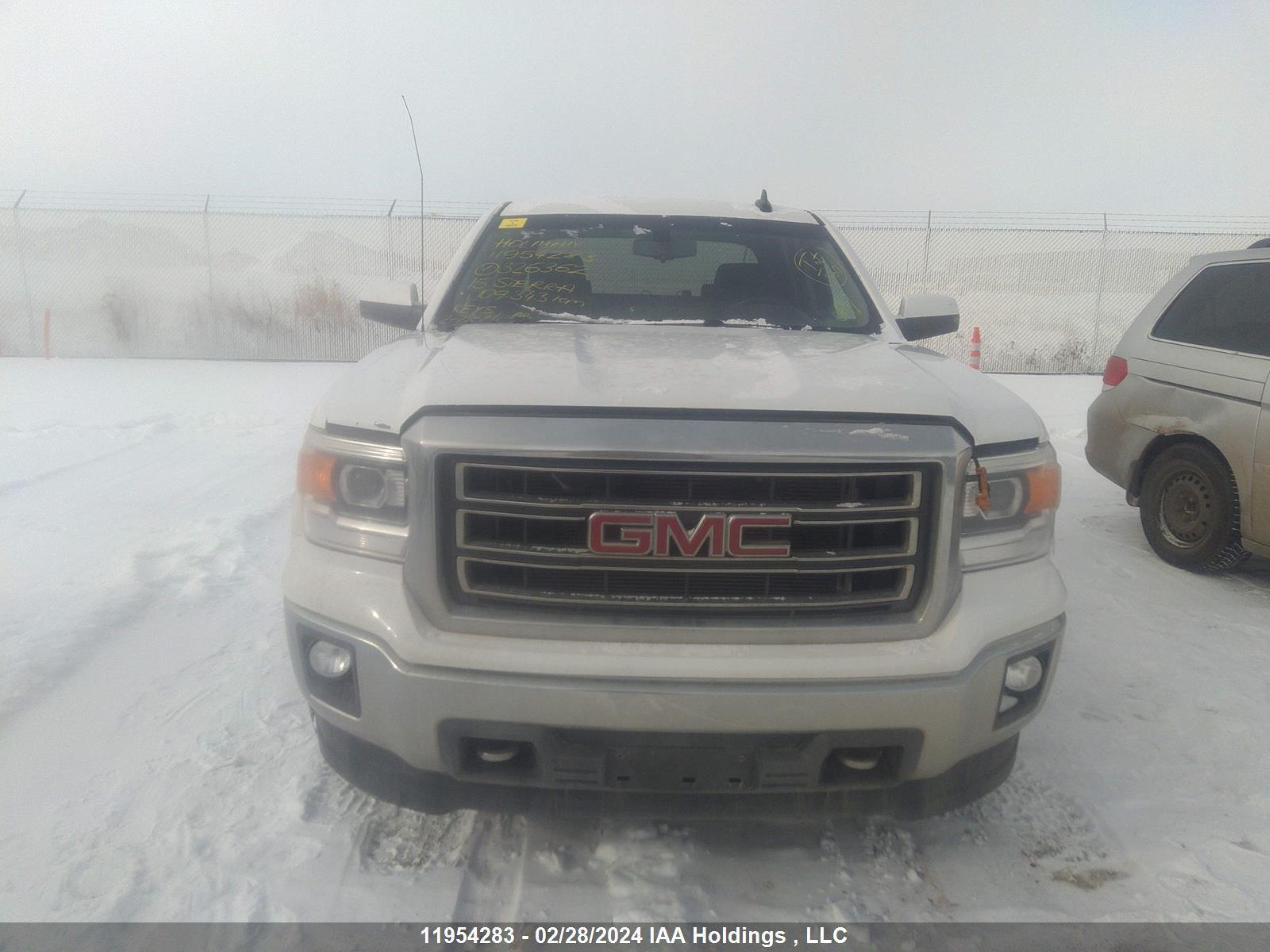 Photo 11 VIN: 3GTU2UEC4FG326362 - GMC SIERRA 