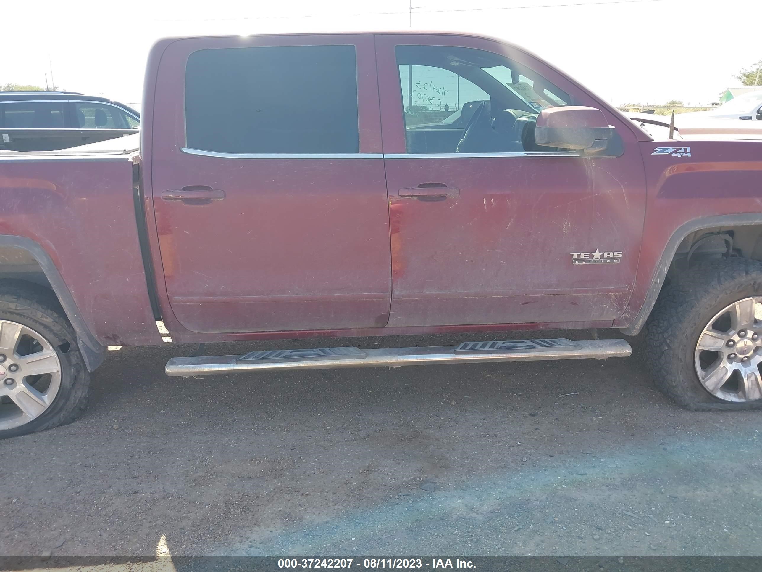 Photo 12 VIN: 3GTU2UEC6FG453128 - GMC SIERRA 