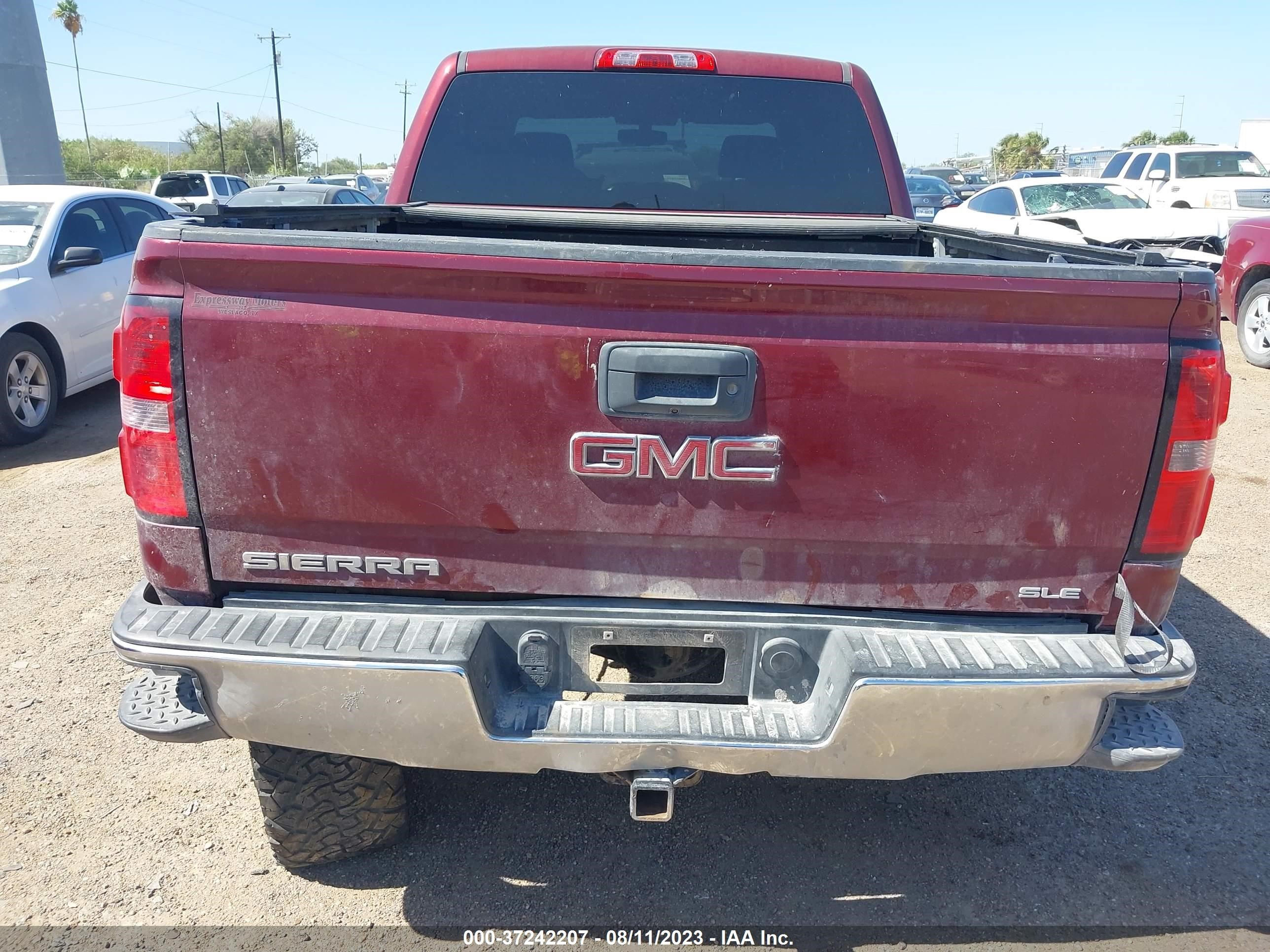 Photo 15 VIN: 3GTU2UEC6FG453128 - GMC SIERRA 