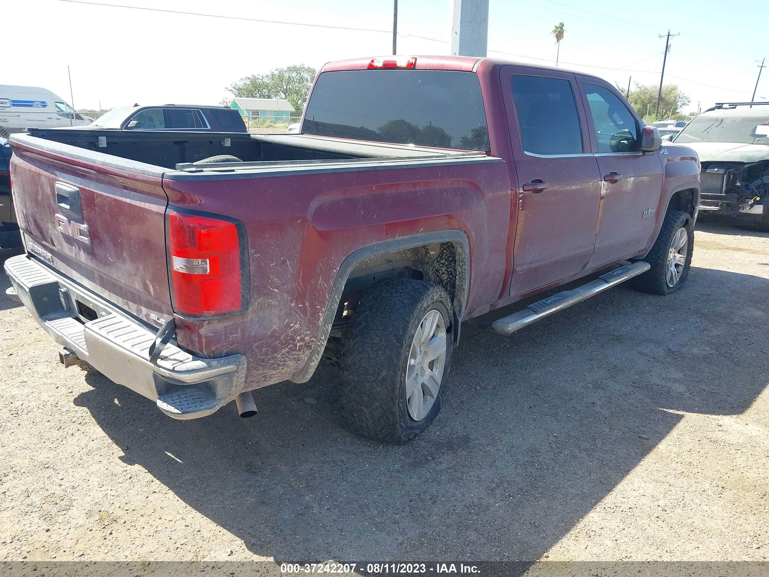 Photo 3 VIN: 3GTU2UEC6FG453128 - GMC SIERRA 