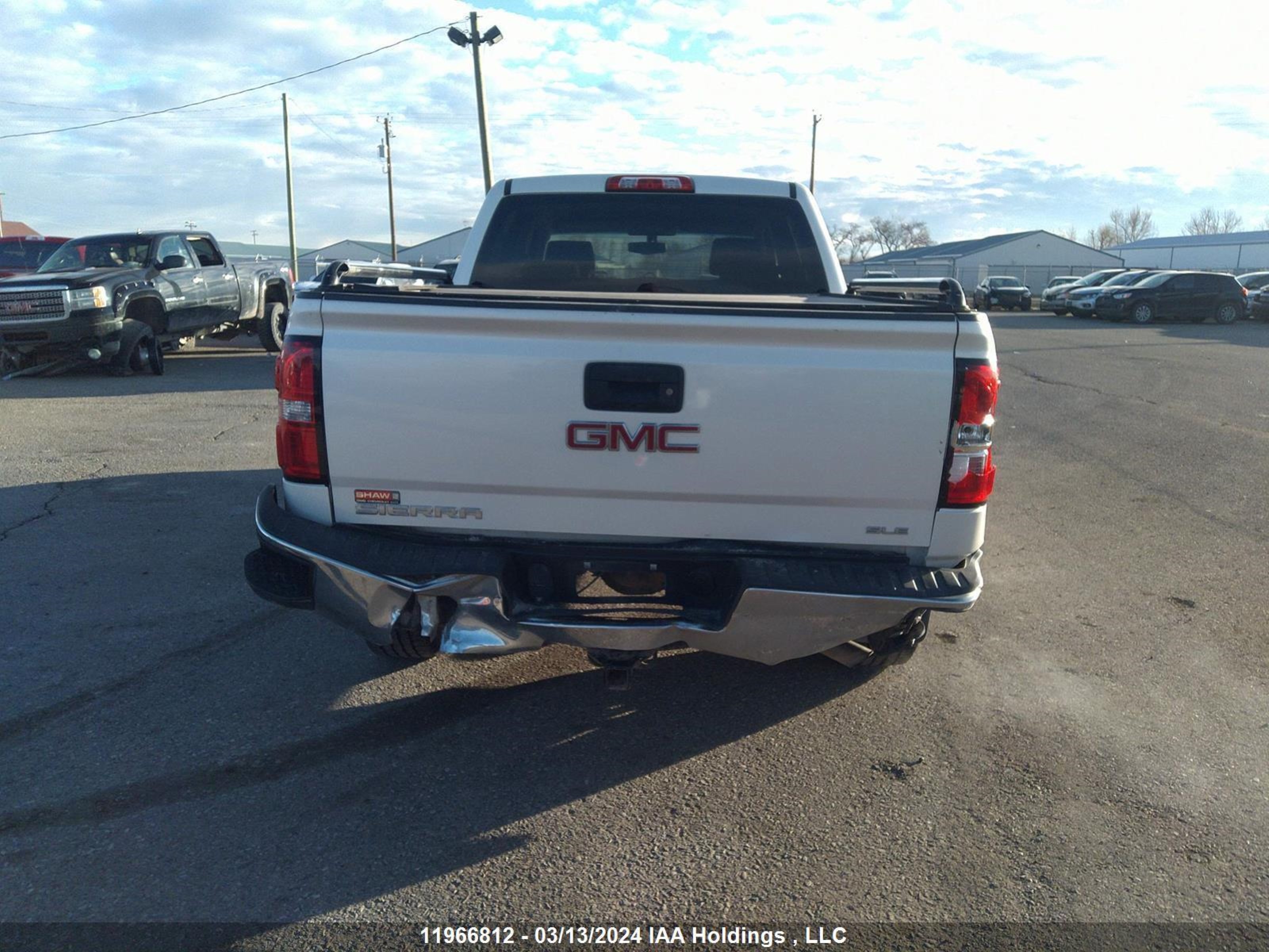 Photo 15 VIN: 3GTU2UEC7FG295852 - GMC SIERRA 