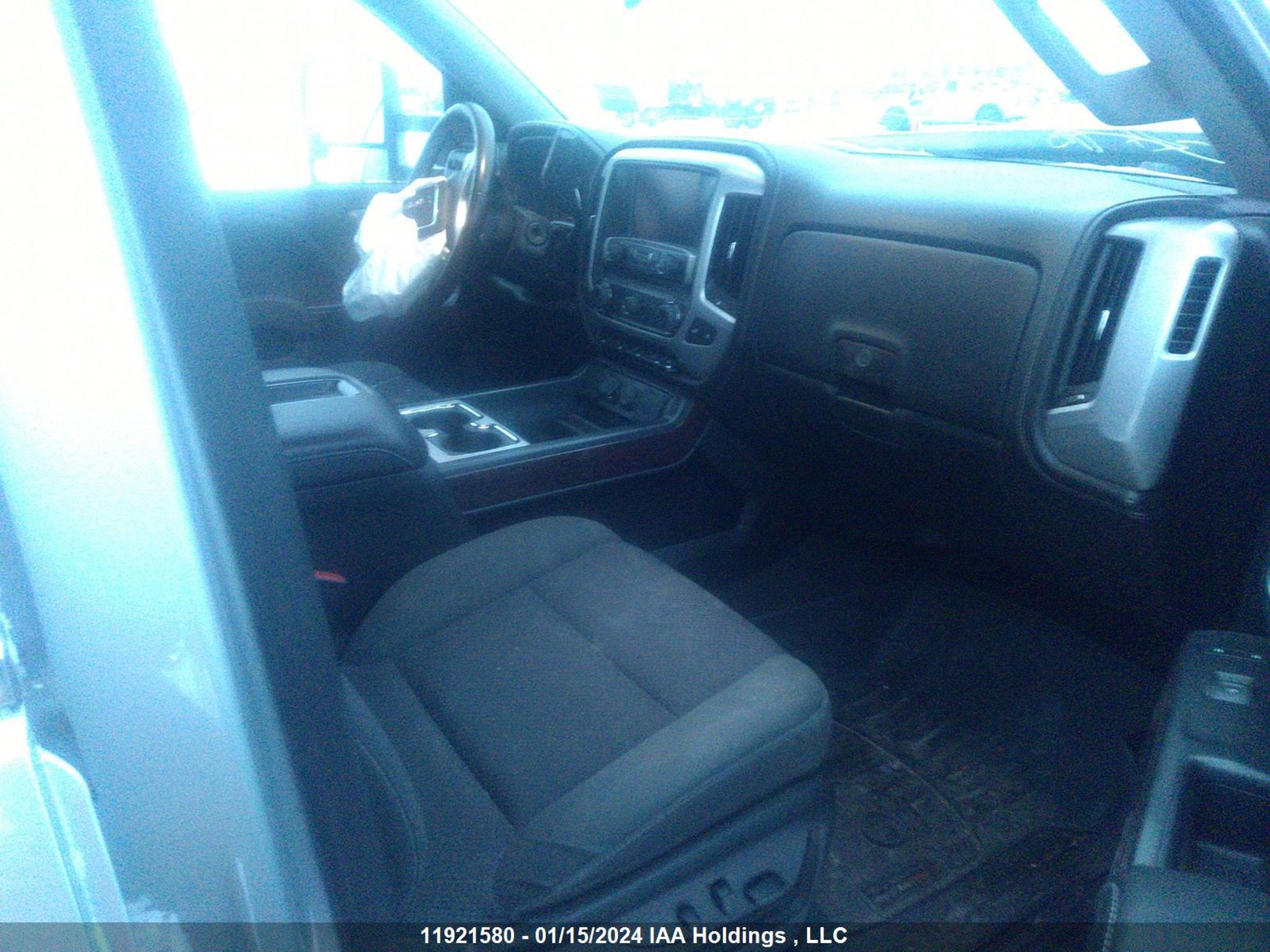 Photo 4 VIN: 3GTU2UEC9FG340564 - GMC SIERRA 