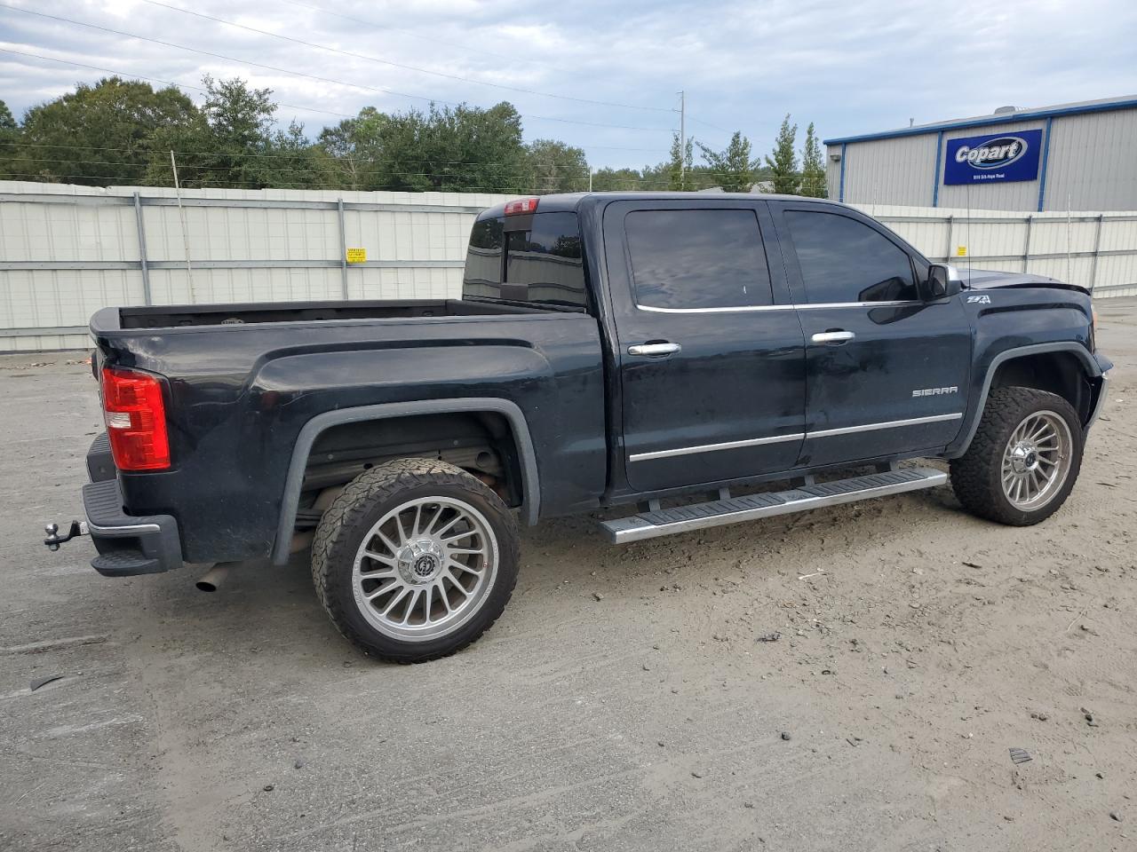 Photo 2 VIN: 3GTU2VEC0FG169211 - GMC SIERRA 