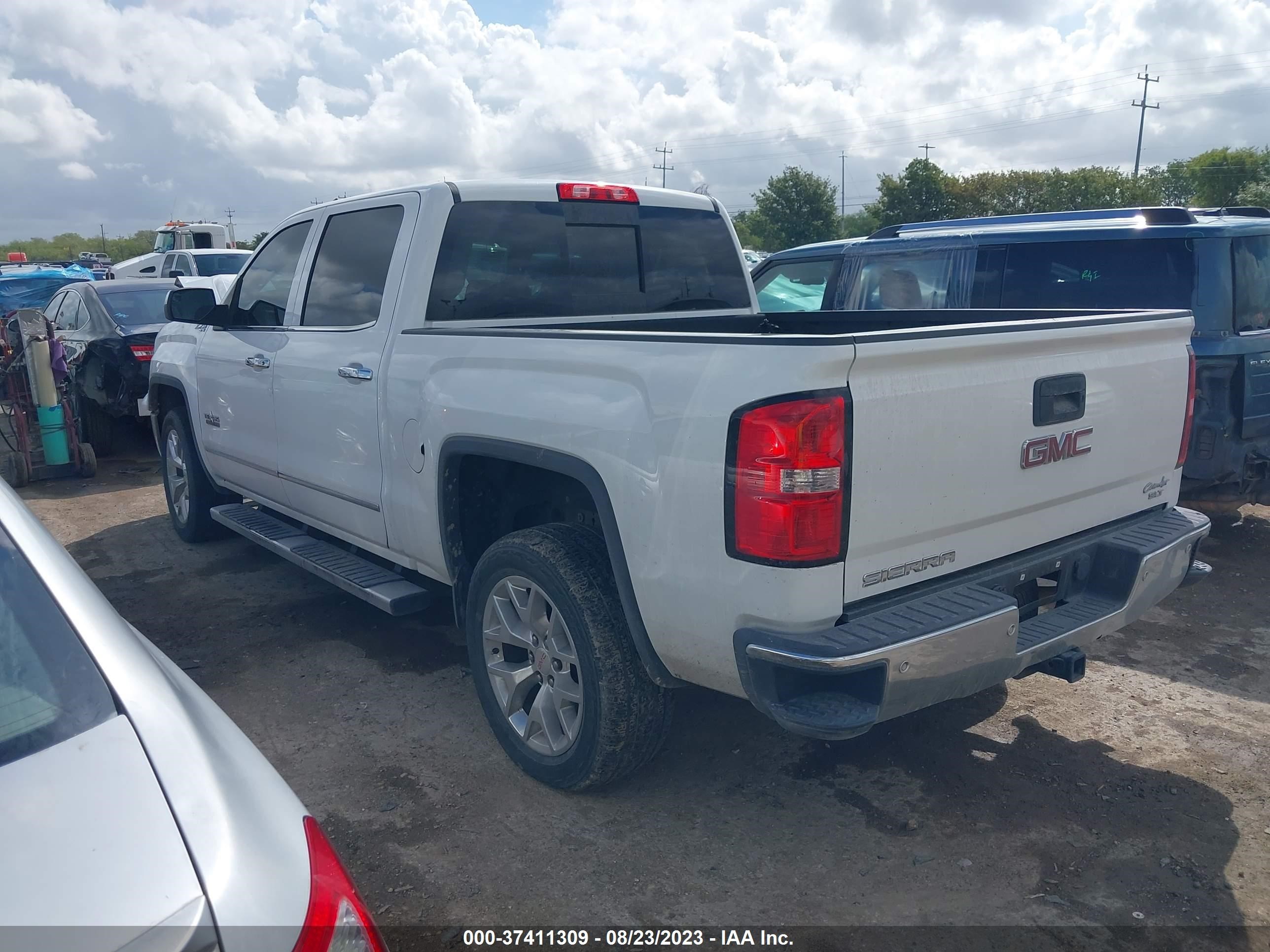 Photo 2 VIN: 3GTU2VEC1FG346736 - GMC SIERRA 