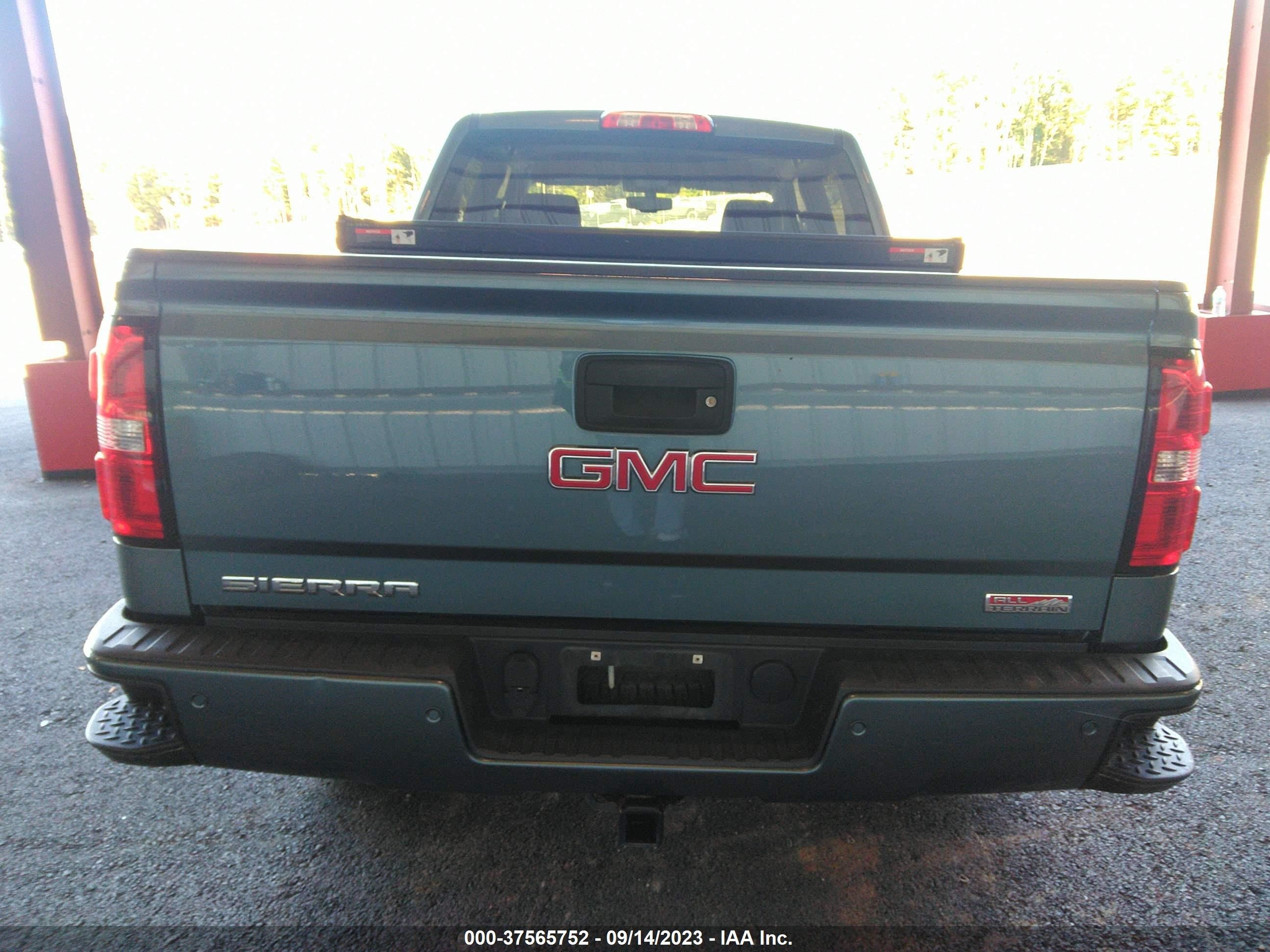 Photo 16 VIN: 3GTU2VEC2EG402651 - GMC SIERRA 