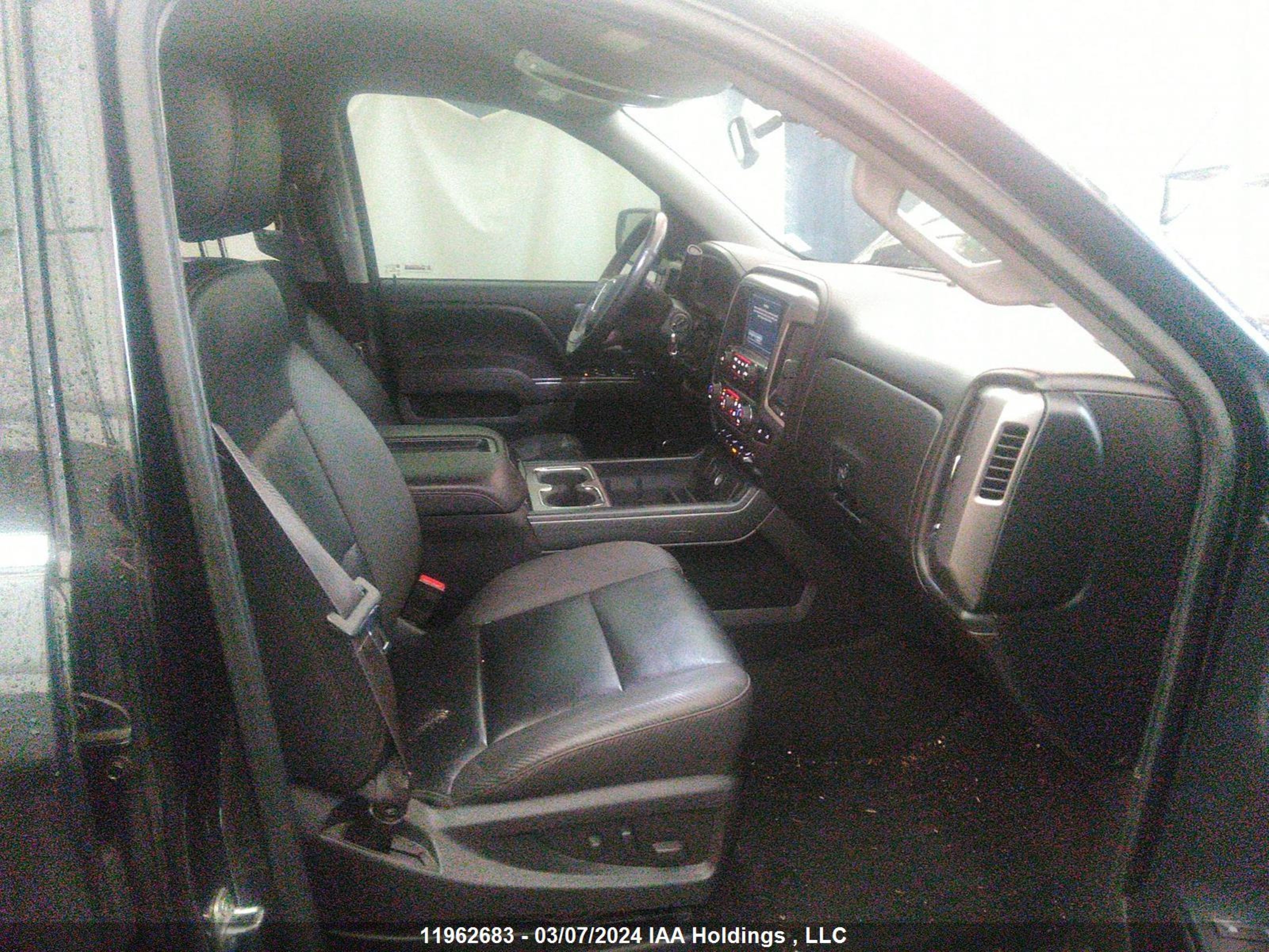 Photo 4 VIN: 3GTU2VEC2FG247150 - GMC SIERRA 