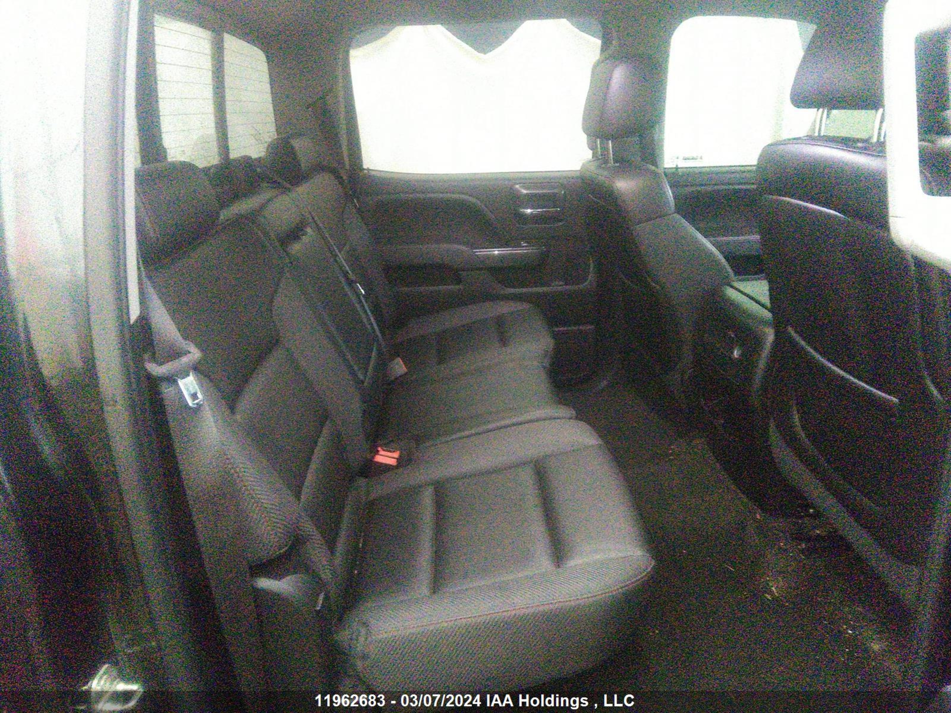 Photo 7 VIN: 3GTU2VEC2FG247150 - GMC SIERRA 