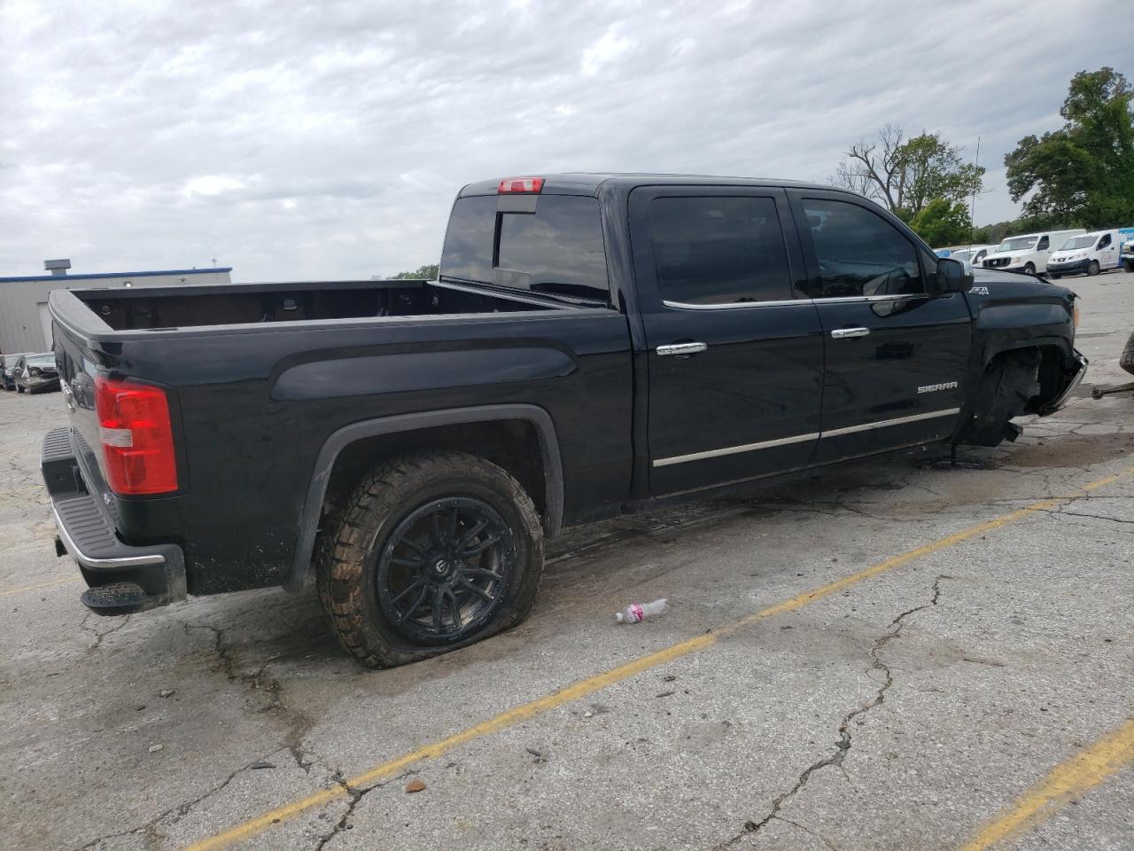 Photo 2 VIN: 3GTU2VEC3FG300406 - GMC SIERRA 