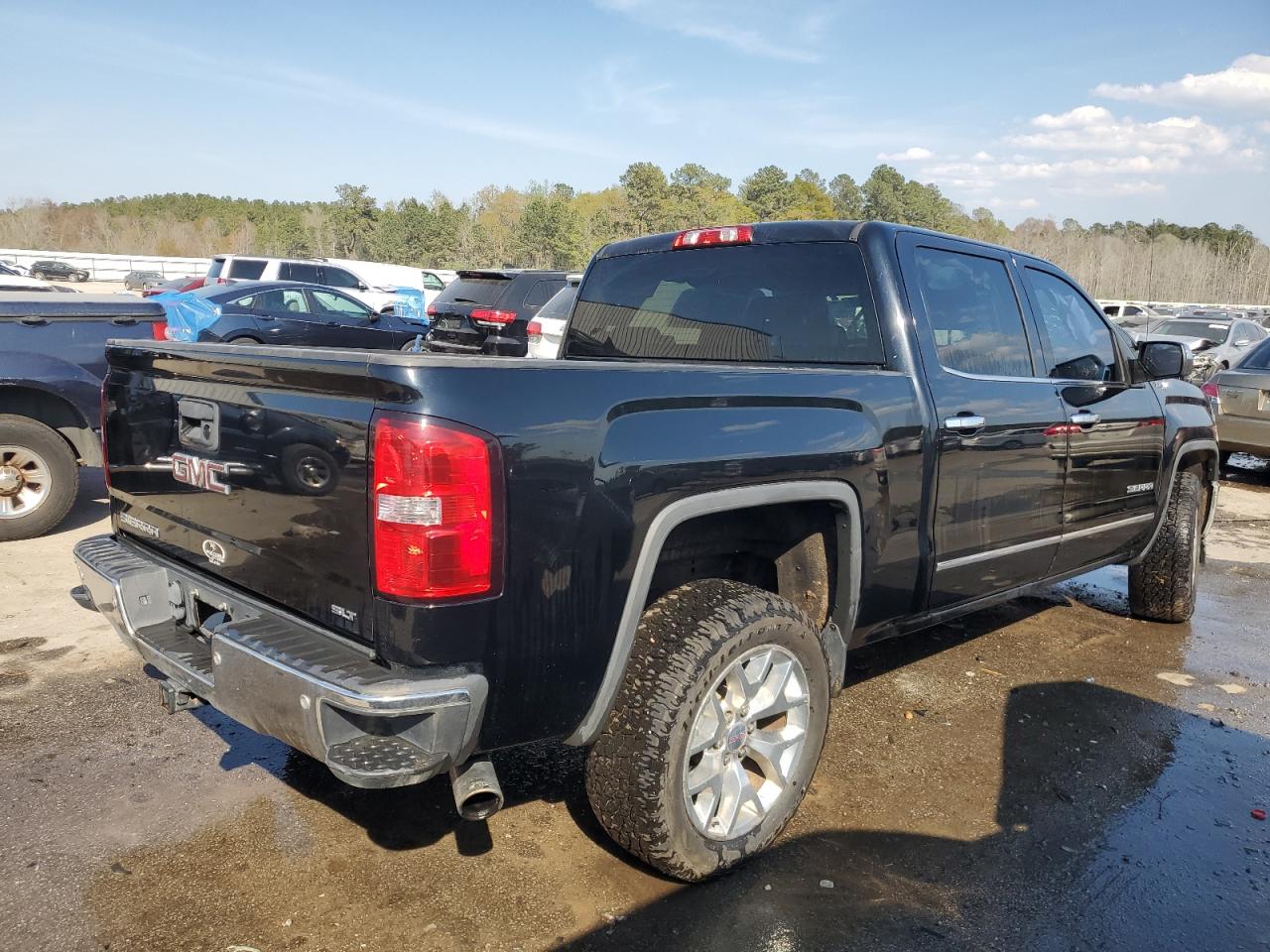 Photo 2 VIN: 3GTU2VEC3FG496329 - GMC SIERRA 