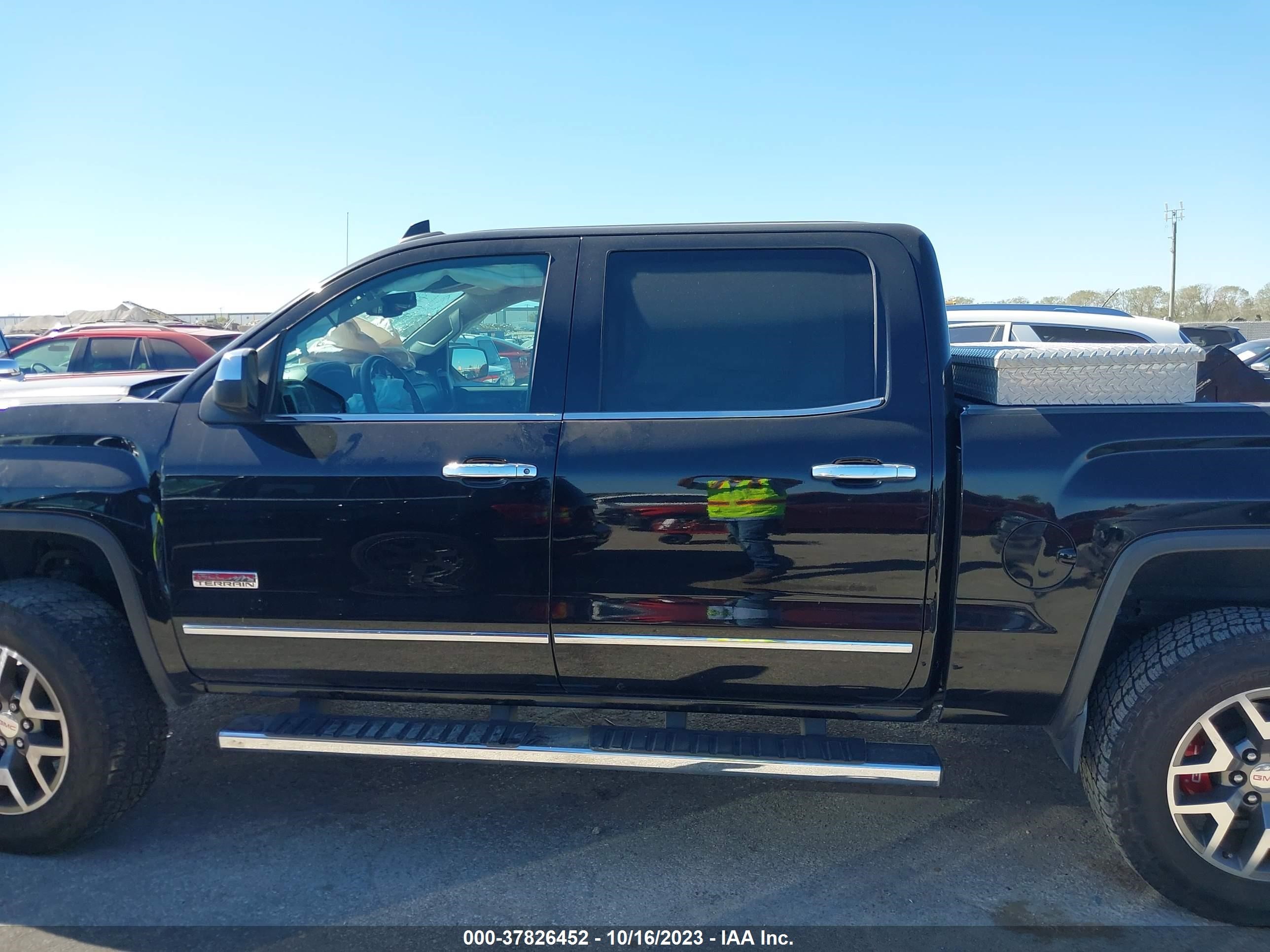 Photo 14 VIN: 3GTU2VEC4FG529015 - GMC SIERRA 