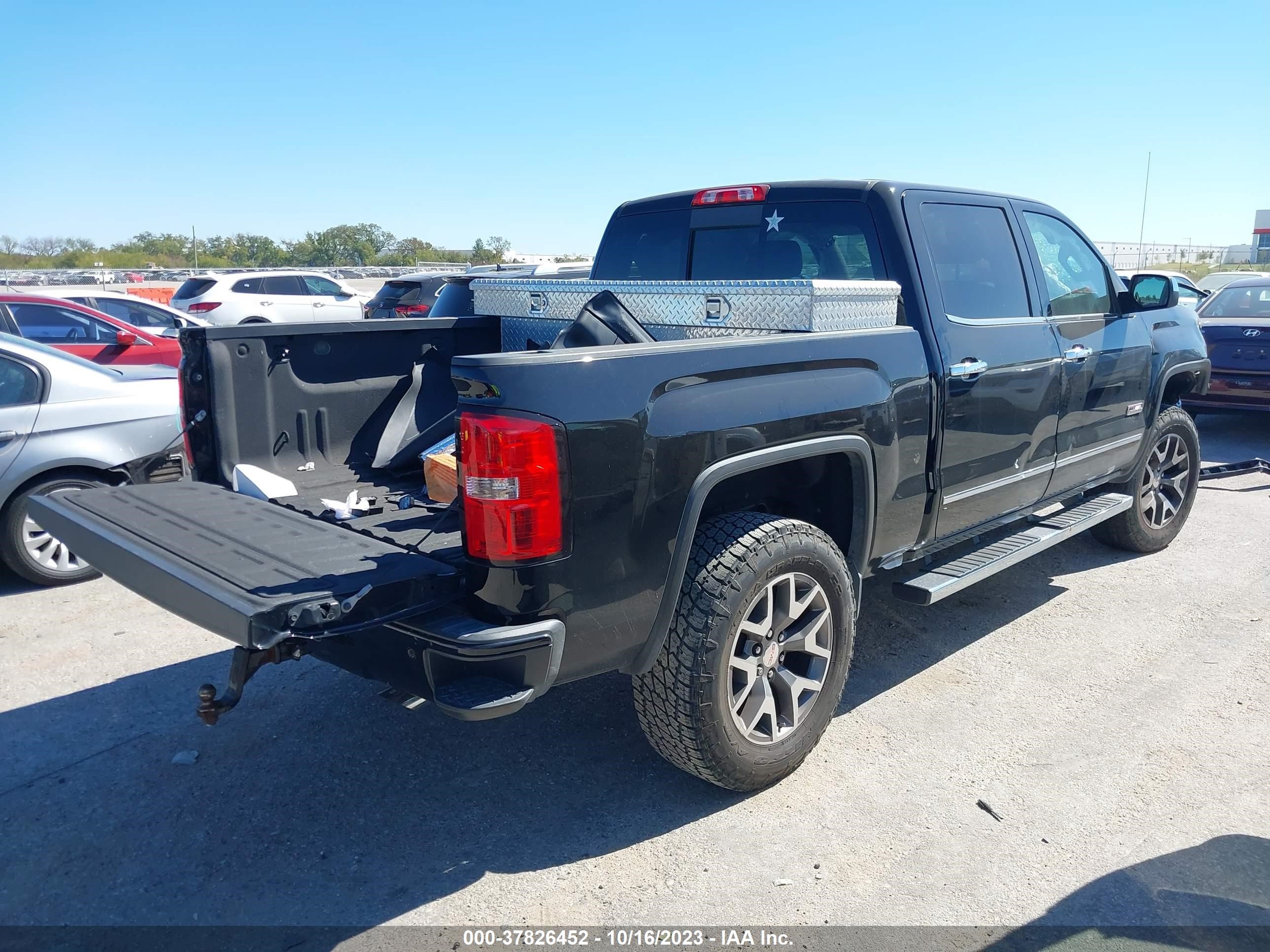 Photo 3 VIN: 3GTU2VEC4FG529015 - GMC SIERRA 