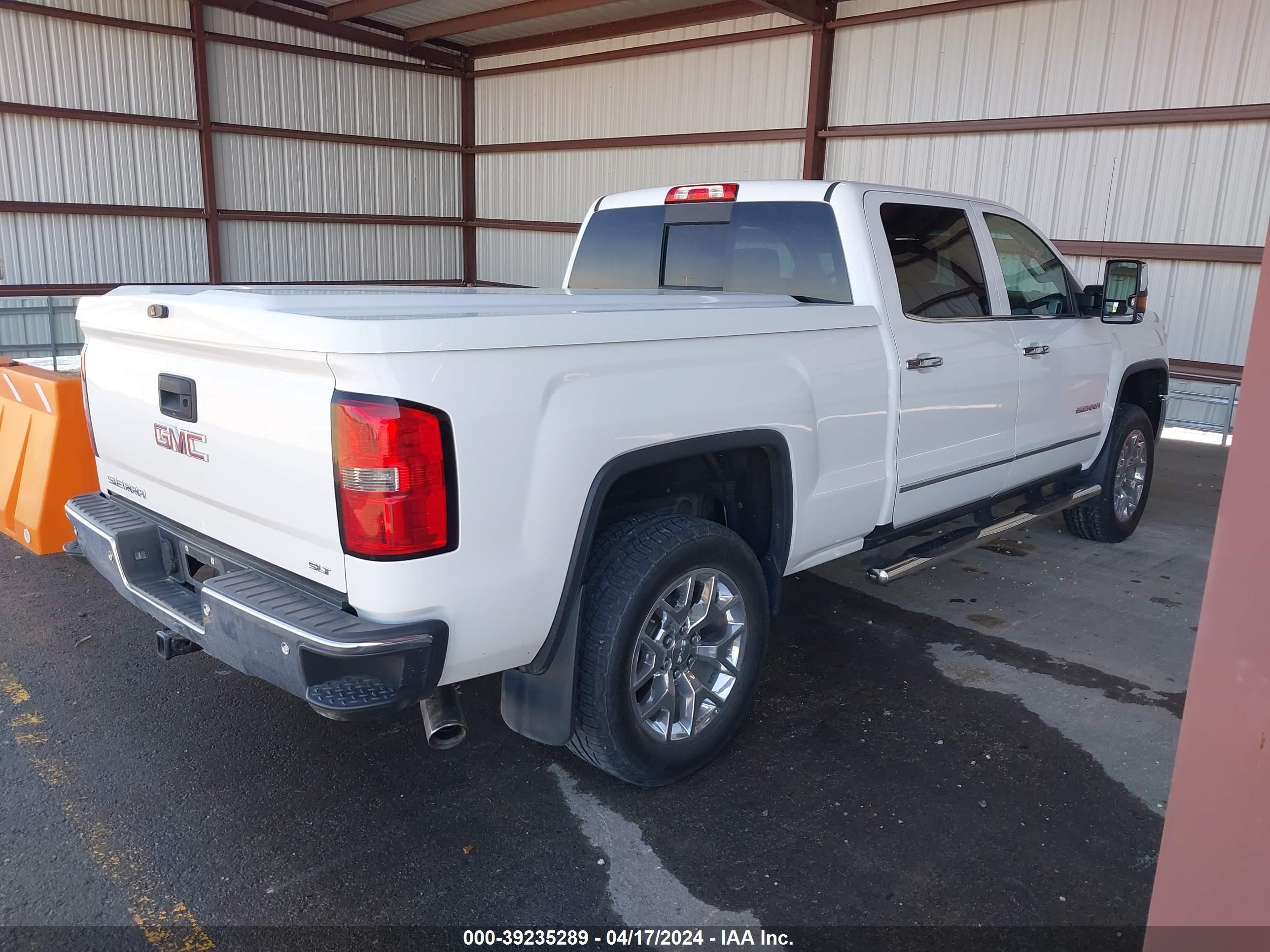 Photo 3 VIN: 3GTU2VEC6EG160611 - GMC SIERRA 