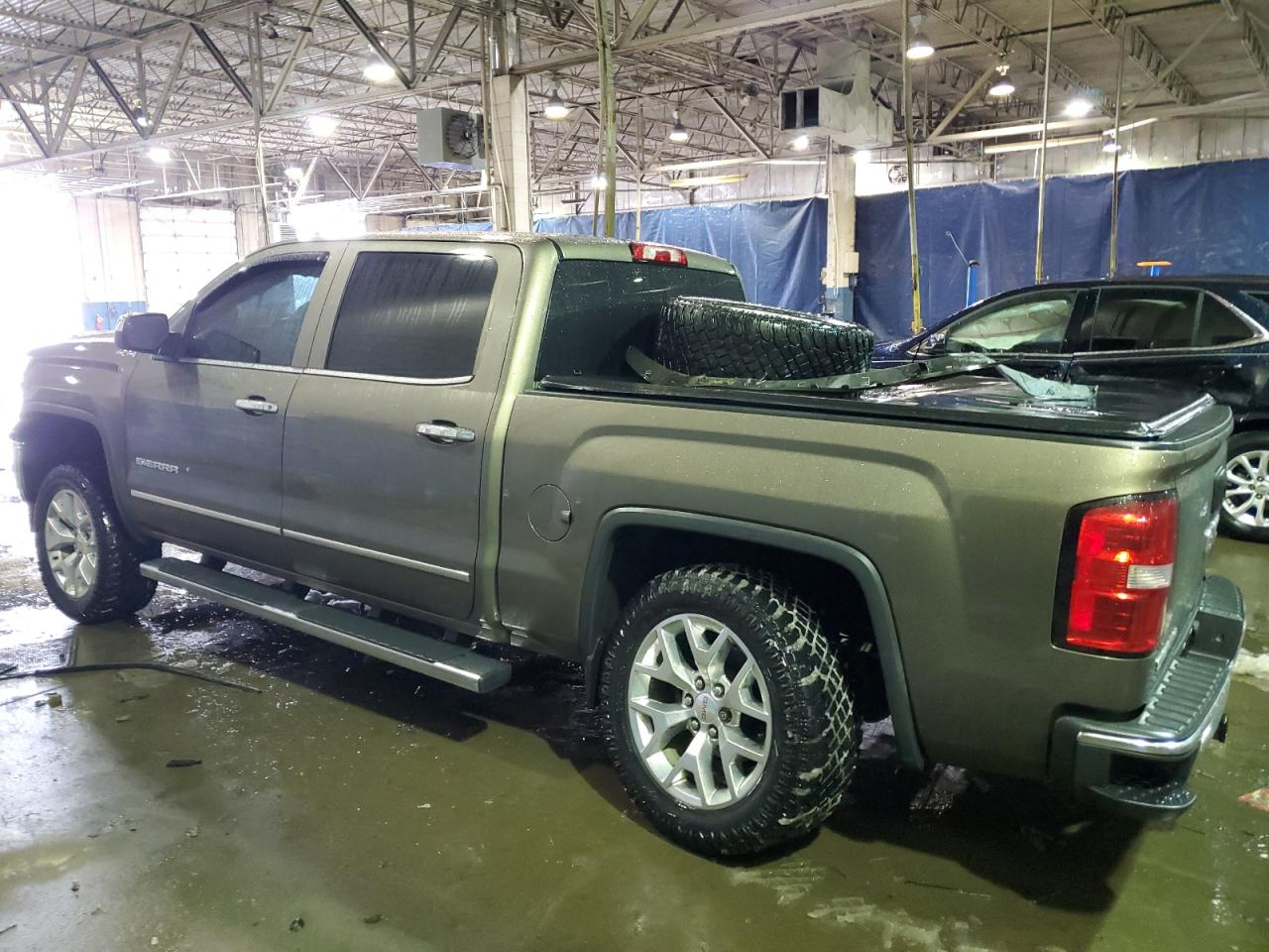 Photo 1 VIN: 3GTU2VEC9FG344460 - GMC SIERRA 