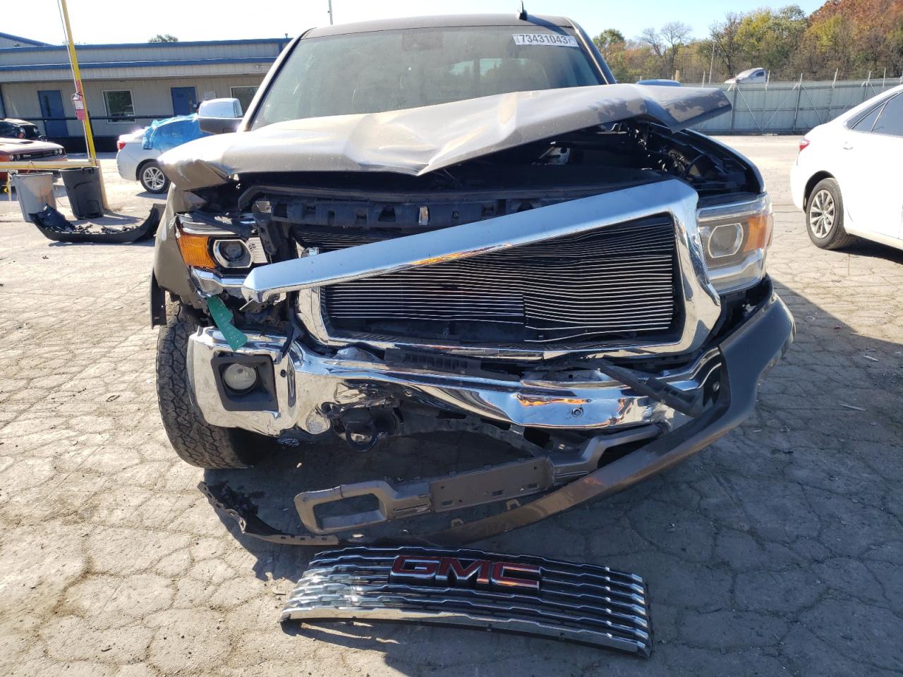 Photo 4 VIN: 3GTU2VEC9FG475937 - GMC SIERRA 