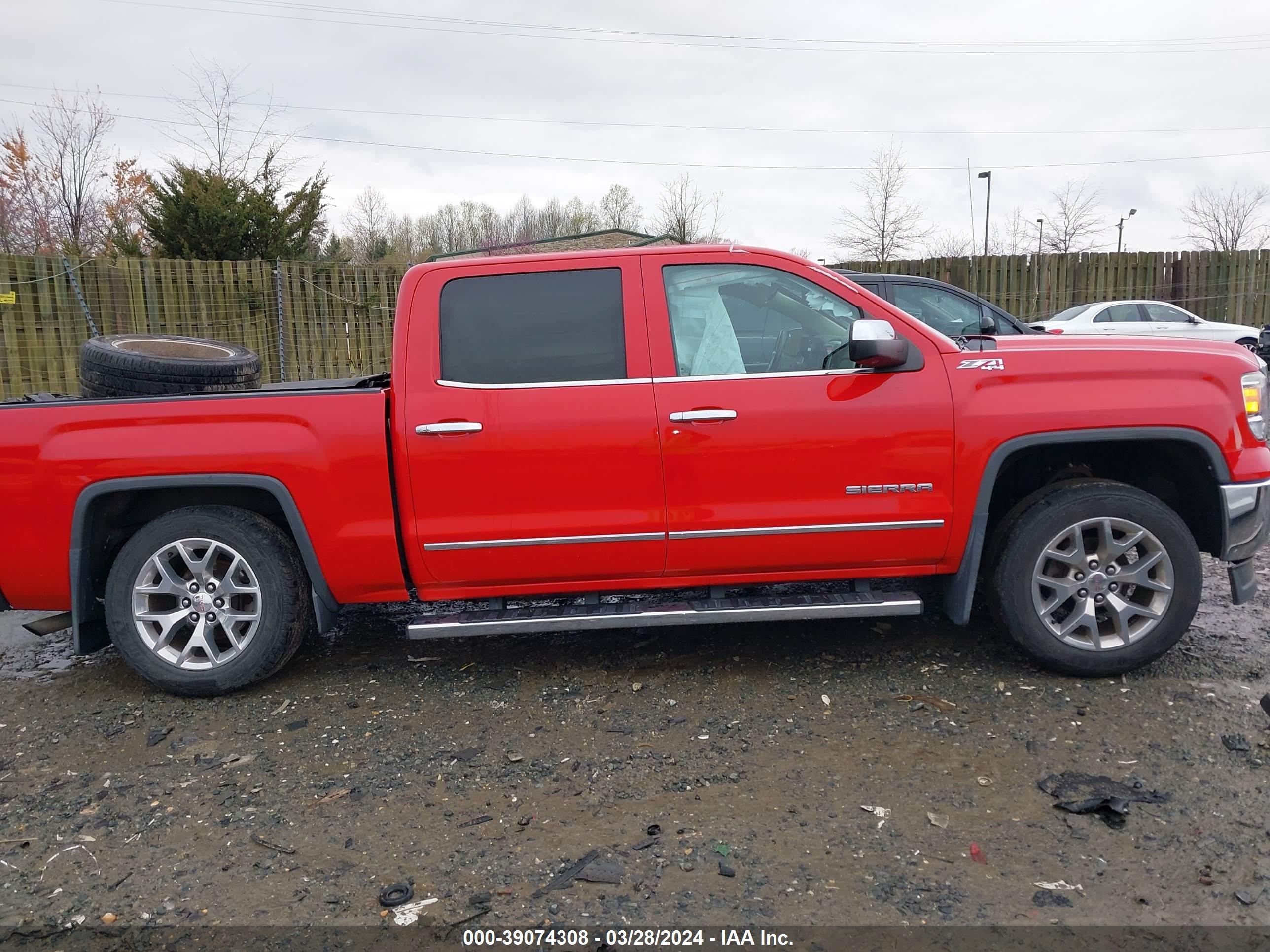 Photo 13 VIN: 3GTU2VECXFG242147 - GMC SIERRA 