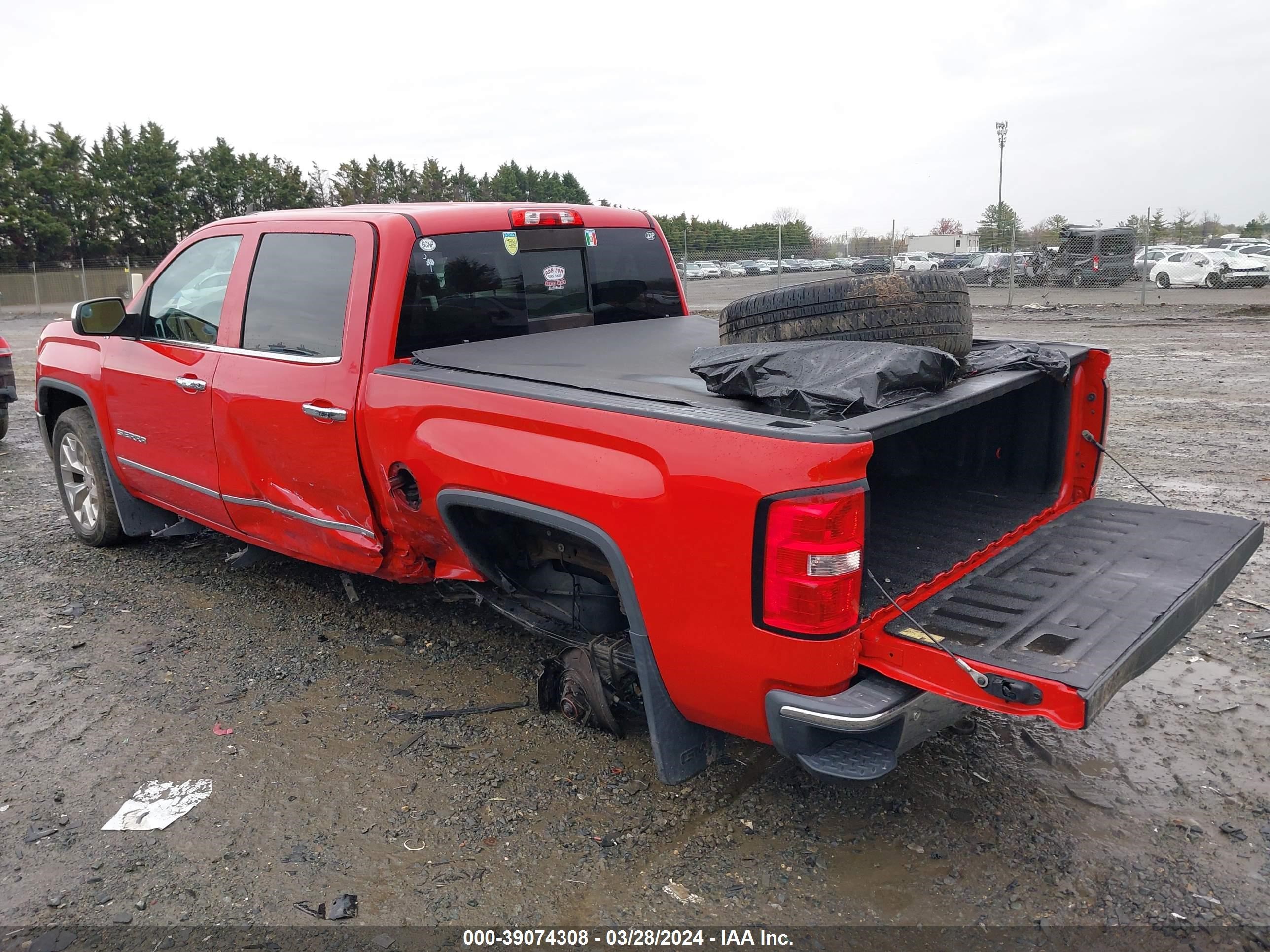 Photo 2 VIN: 3GTU2VECXFG242147 - GMC SIERRA 