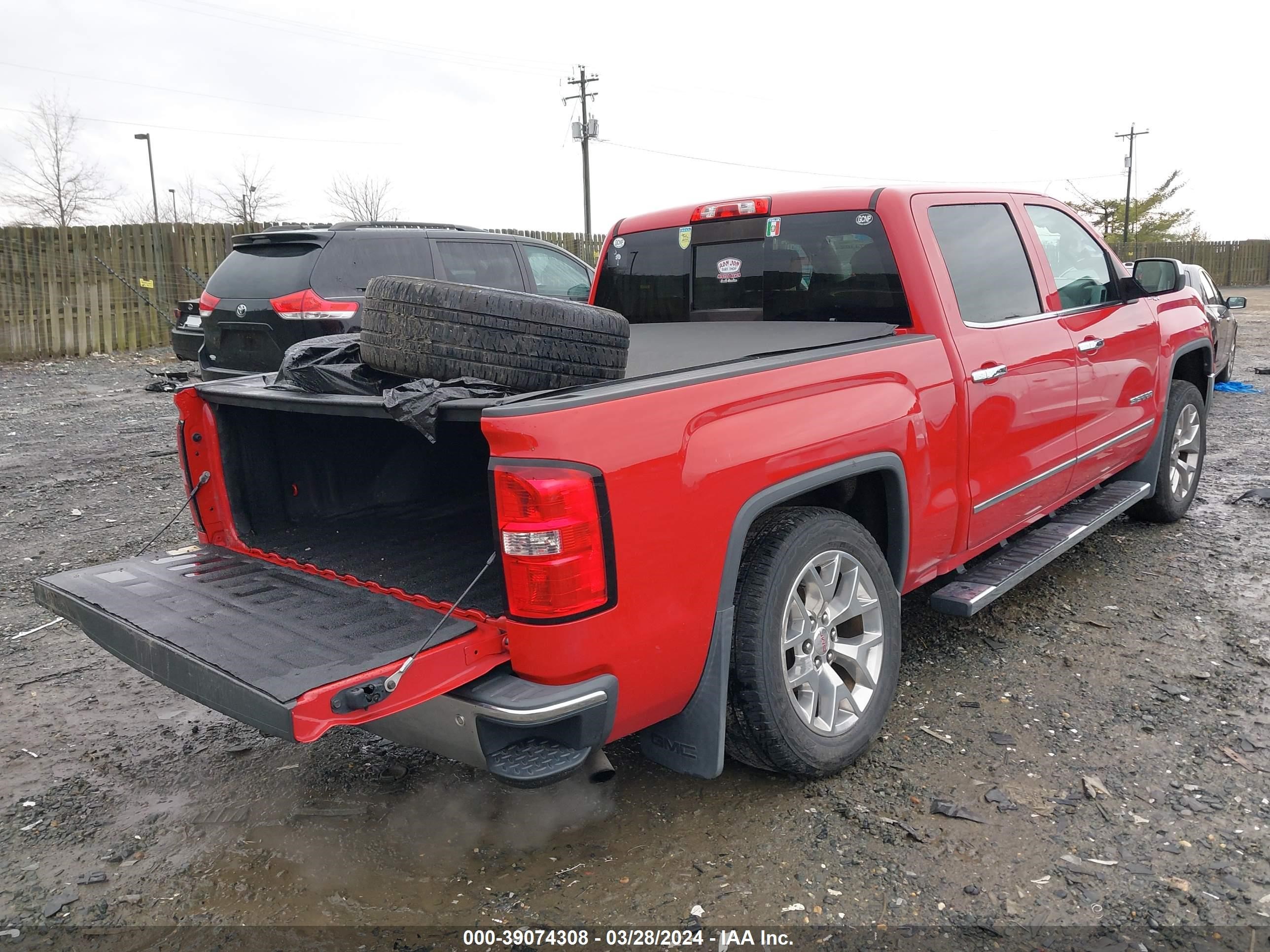 Photo 3 VIN: 3GTU2VECXFG242147 - GMC SIERRA 