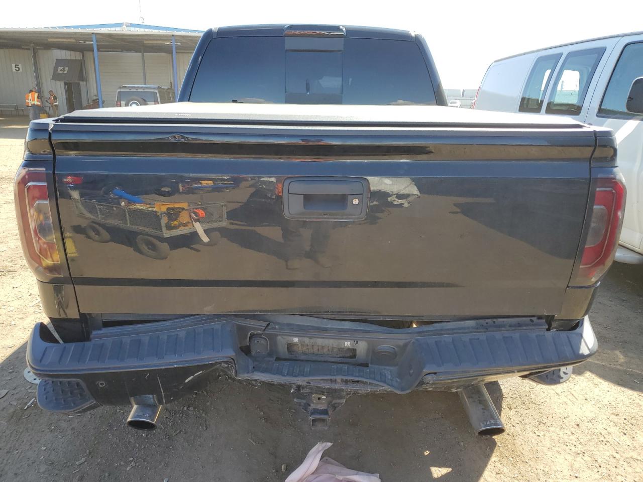 Photo 5 VIN: 3GTU2WECXFG136058 - GMC SIERRA 