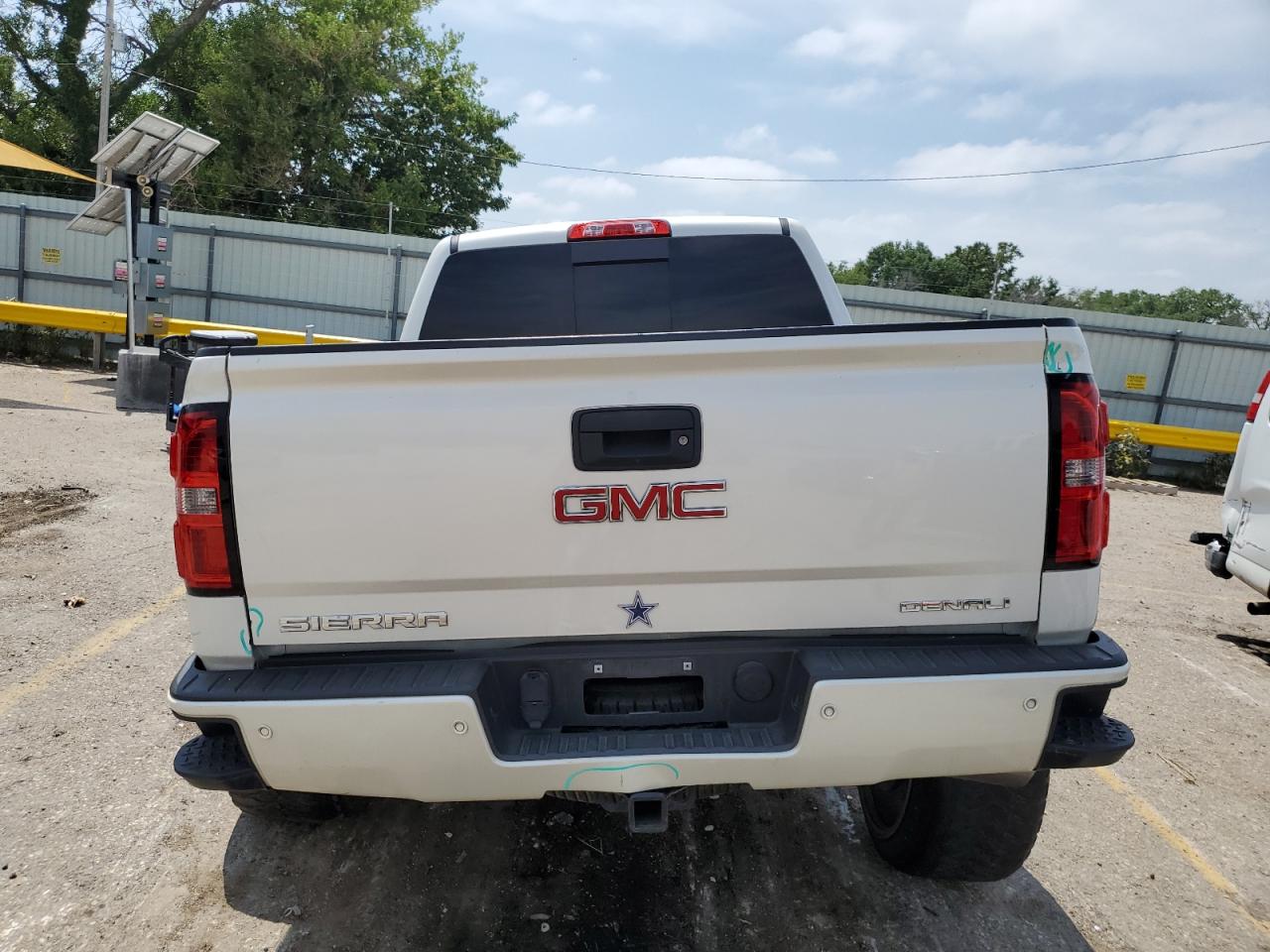 Photo 5 VIN: 3GTU2WEJ0FG423987 - GMC SIERRA 