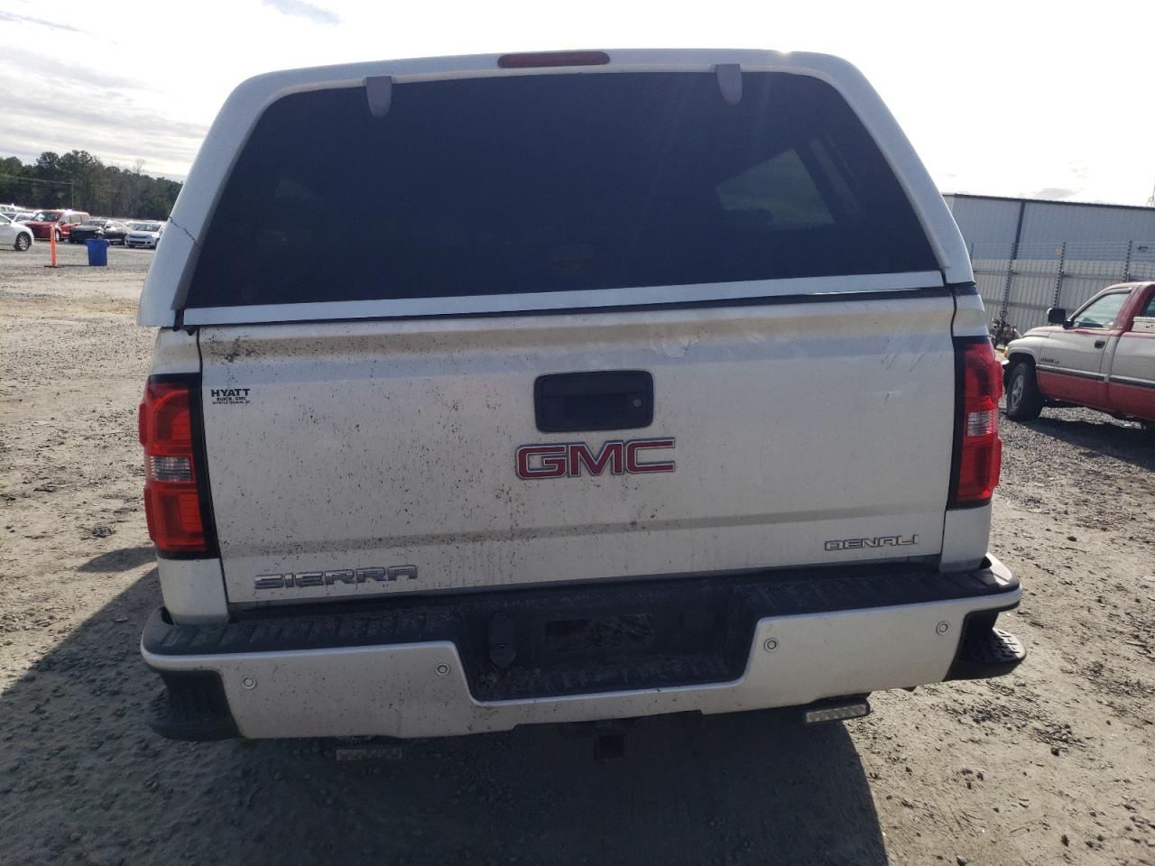 Photo 5 VIN: 3GTU2WEJ3EG533219 - GMC SIERRA 