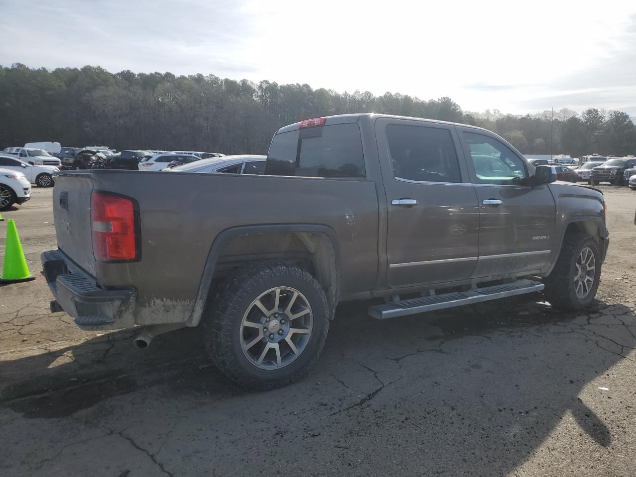 Photo 2 VIN: 3GTU2WEJ4FG524708 - GMC SIERRA 