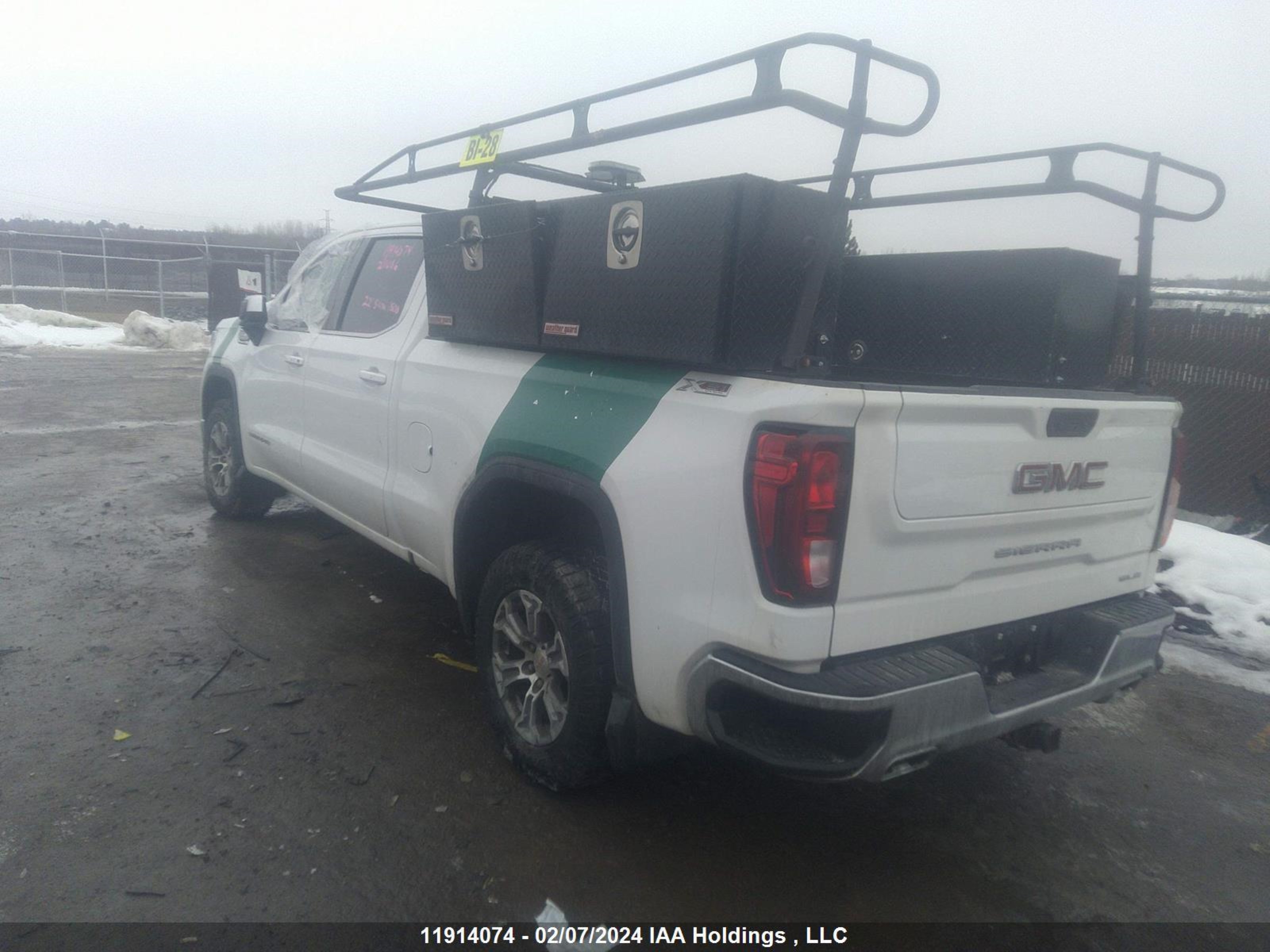 Photo 2 VIN: 3GTU9BED2NG211086 - GMC SIERRA 