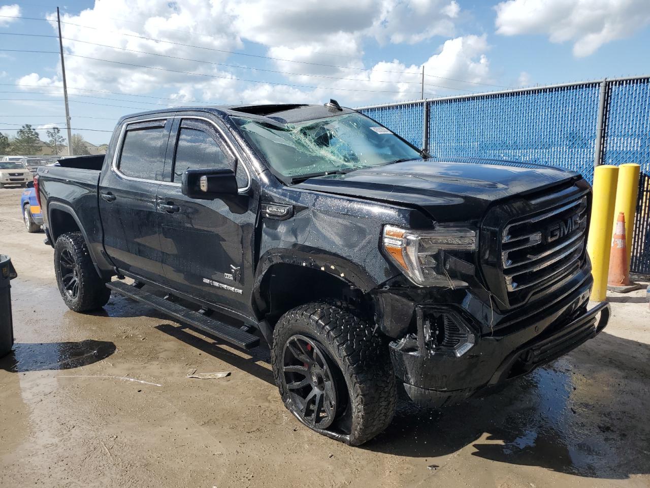 Photo 3 VIN: 3GTU9DED4LG339807 - GMC SIERRA 