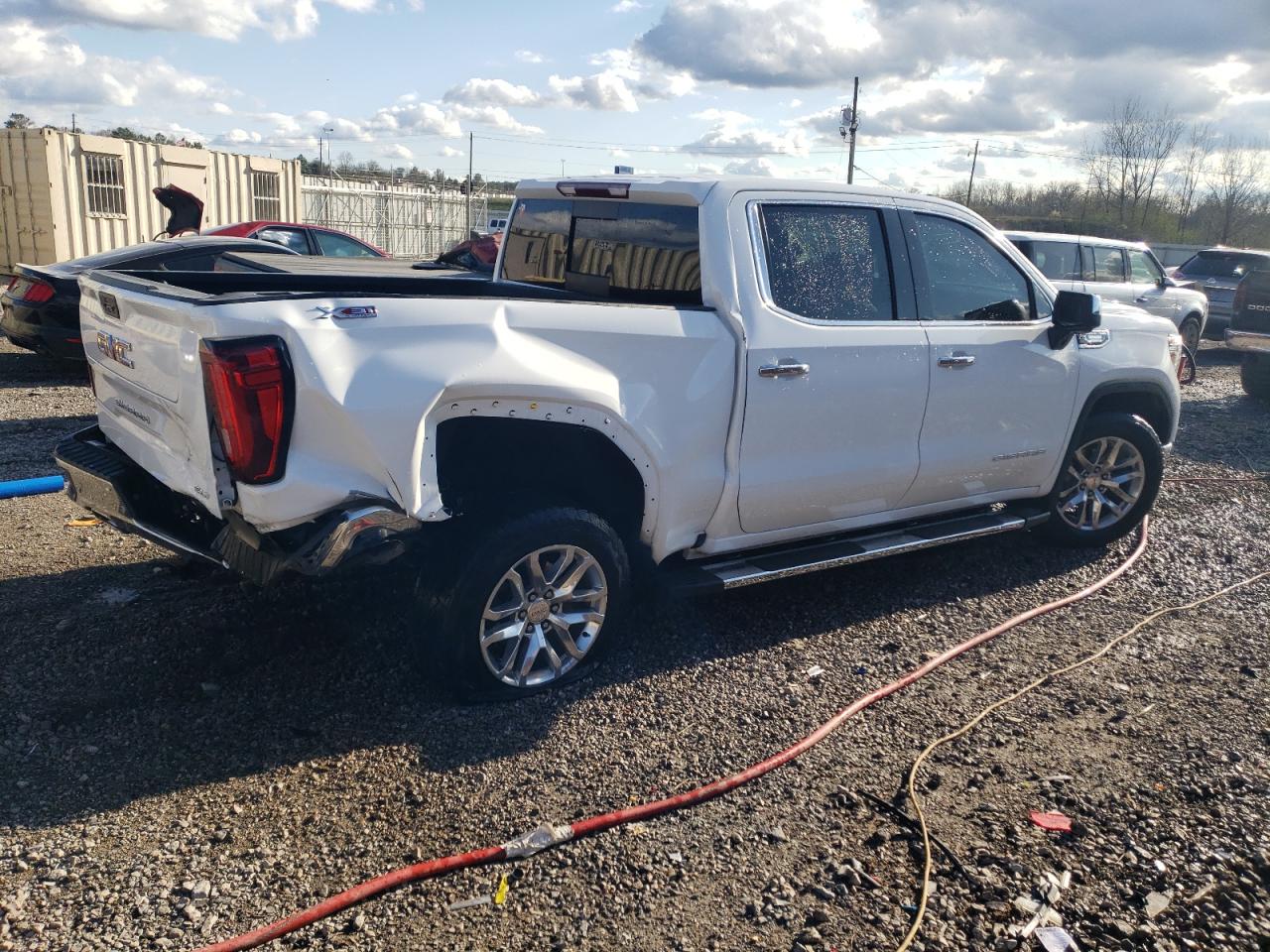 Photo 2 VIN: 3GTU9DET8NG181112 - GMC SIERRA 