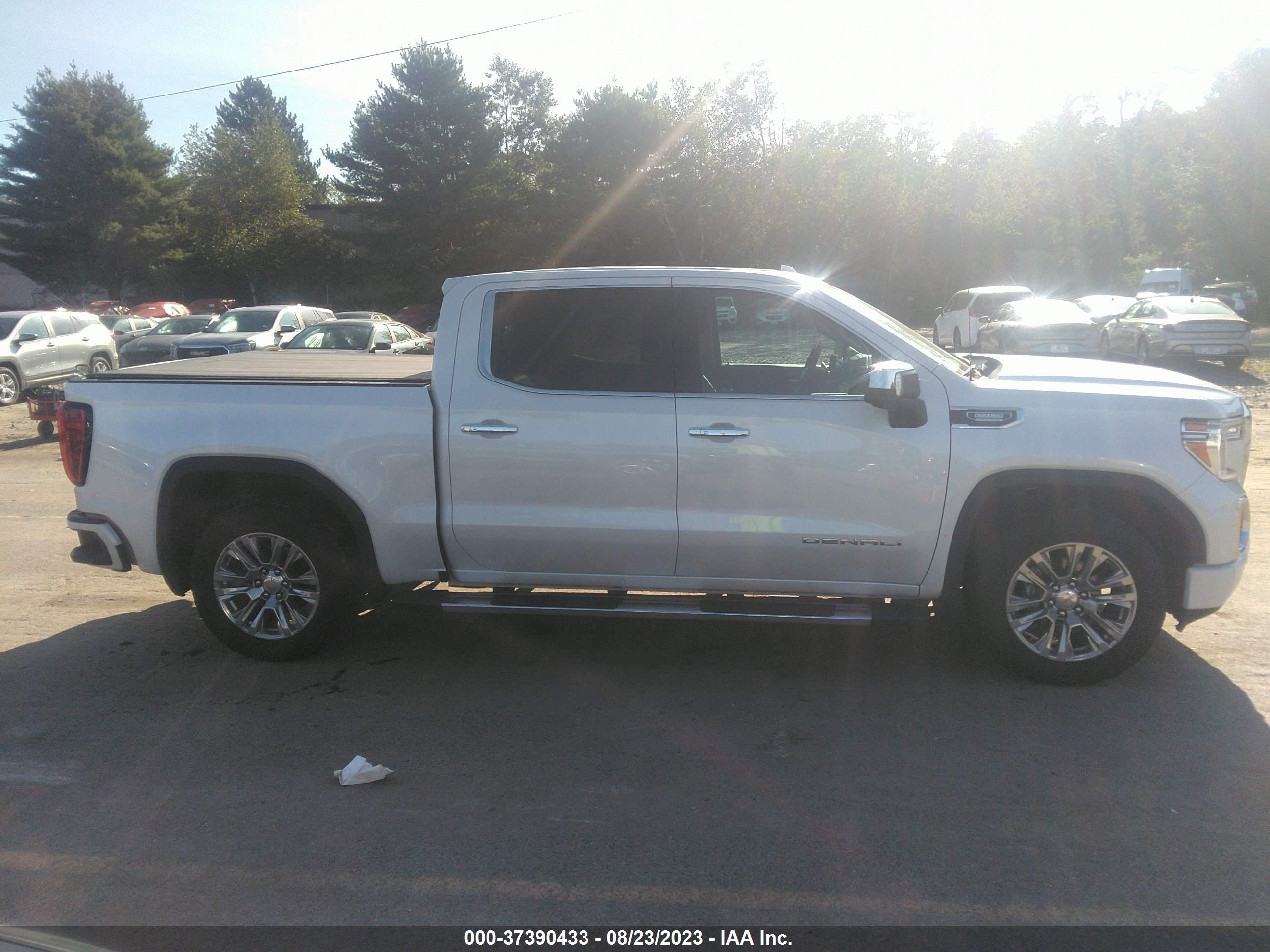 Photo 12 VIN: 3GTU9FET3MG326308 - GMC SIERRA 