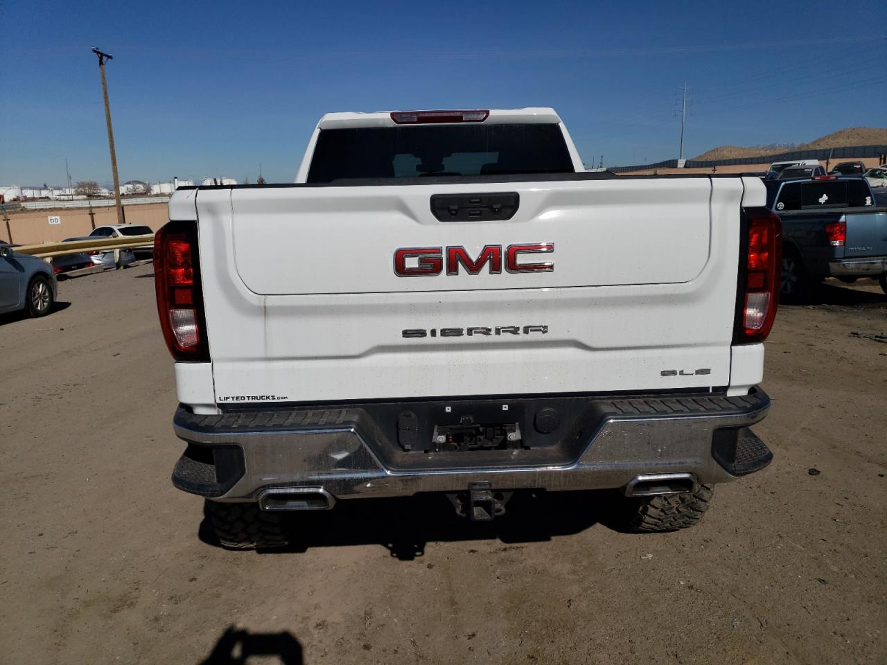 Photo 5 VIN: 3GTUUBED3NG616503 - GMC SIERRA 