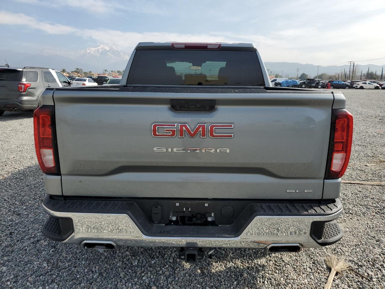 Photo 5 VIN: 3GTUUBED8PG226970 - GMC SIERRA 